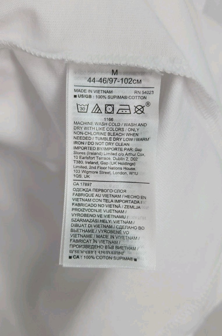 Banana Republic Mens Size Medium White Authentic Tee 100% Supima Cotton T-Shirt gallery