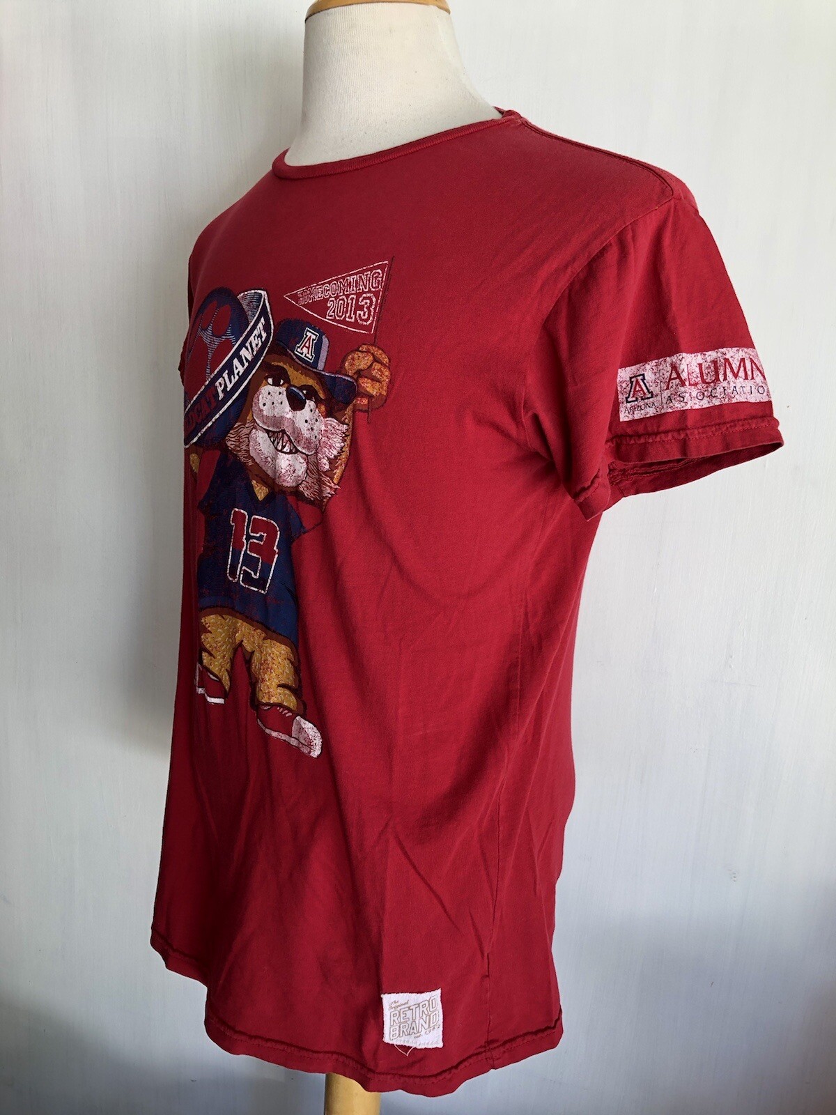ARIZONA WILDCATS (2013) Official Alumni Homecoming Retro Brand T-Shirt Sz Small gallery