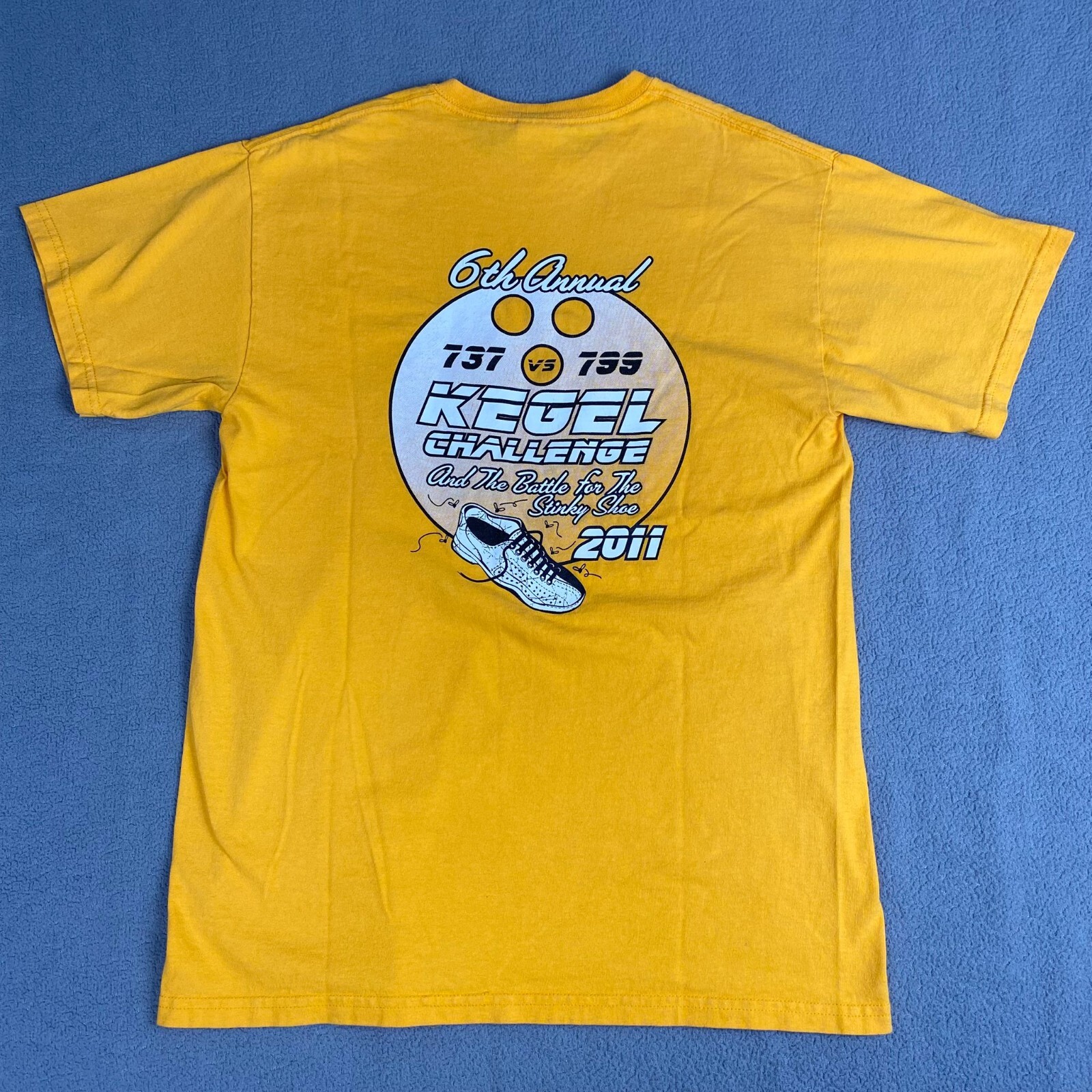Gildan Mens size M Heavy Cotton Preshrunk T Shirt short Sleeve Crew Neck Yellow gallery