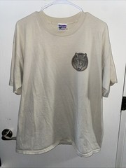 Rare Vintage 90s Discovery Channel Store Wolf Canis Lupus T-shirts and Rare