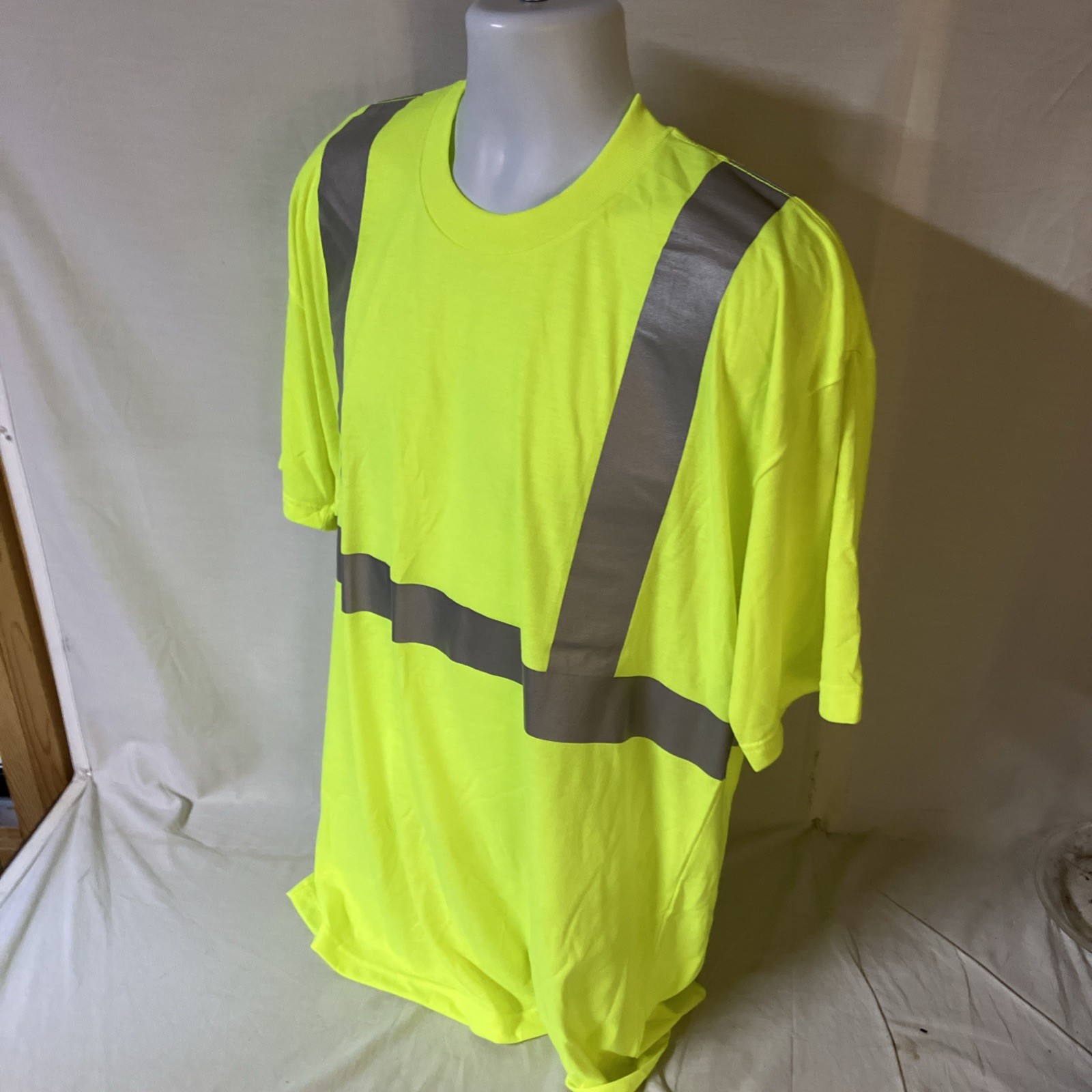Lot of 4 Iron Horse XL Work T-Shirts Hi Vis ANSI Class 2 Short Sleeve Reflective gallery