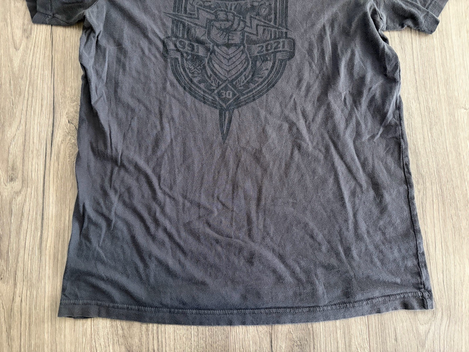 Destiny 2 Bungie 30th Anniversary Collection Shield T-Shirt (See Description) gallery