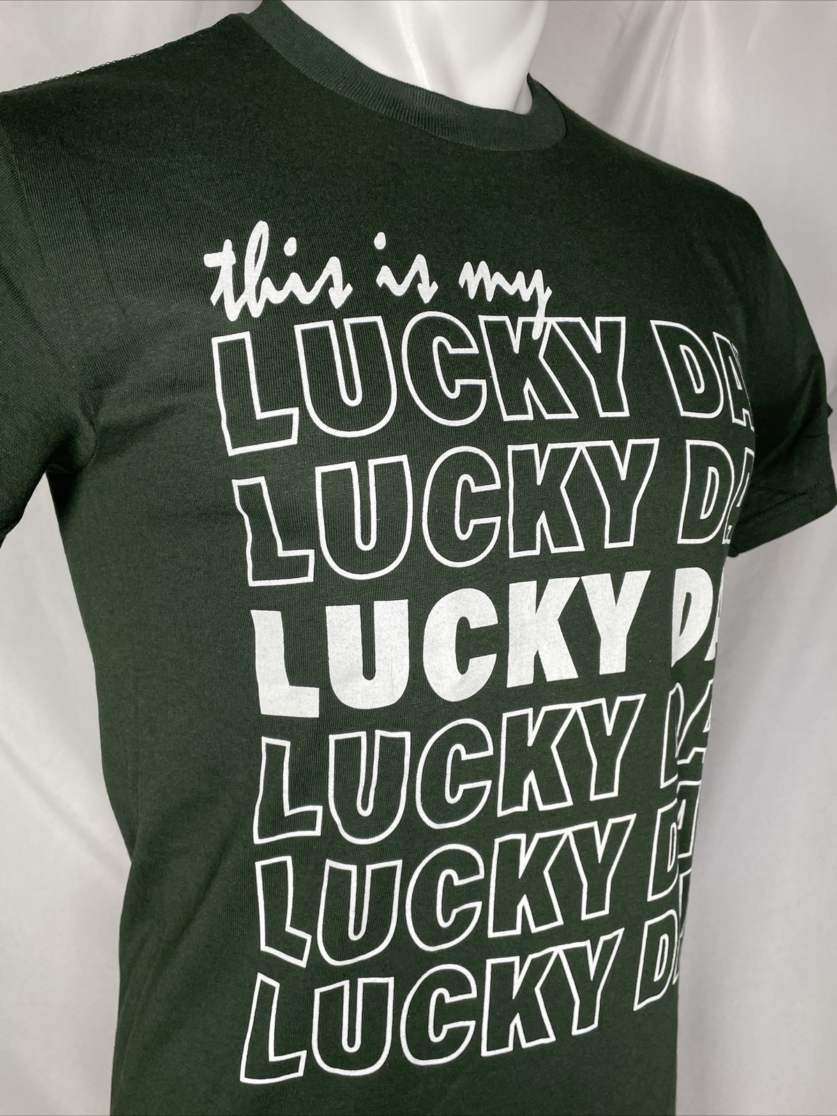 THIS IS MY LUCKY DAY Green T-Shirt Men's SMALL gallery