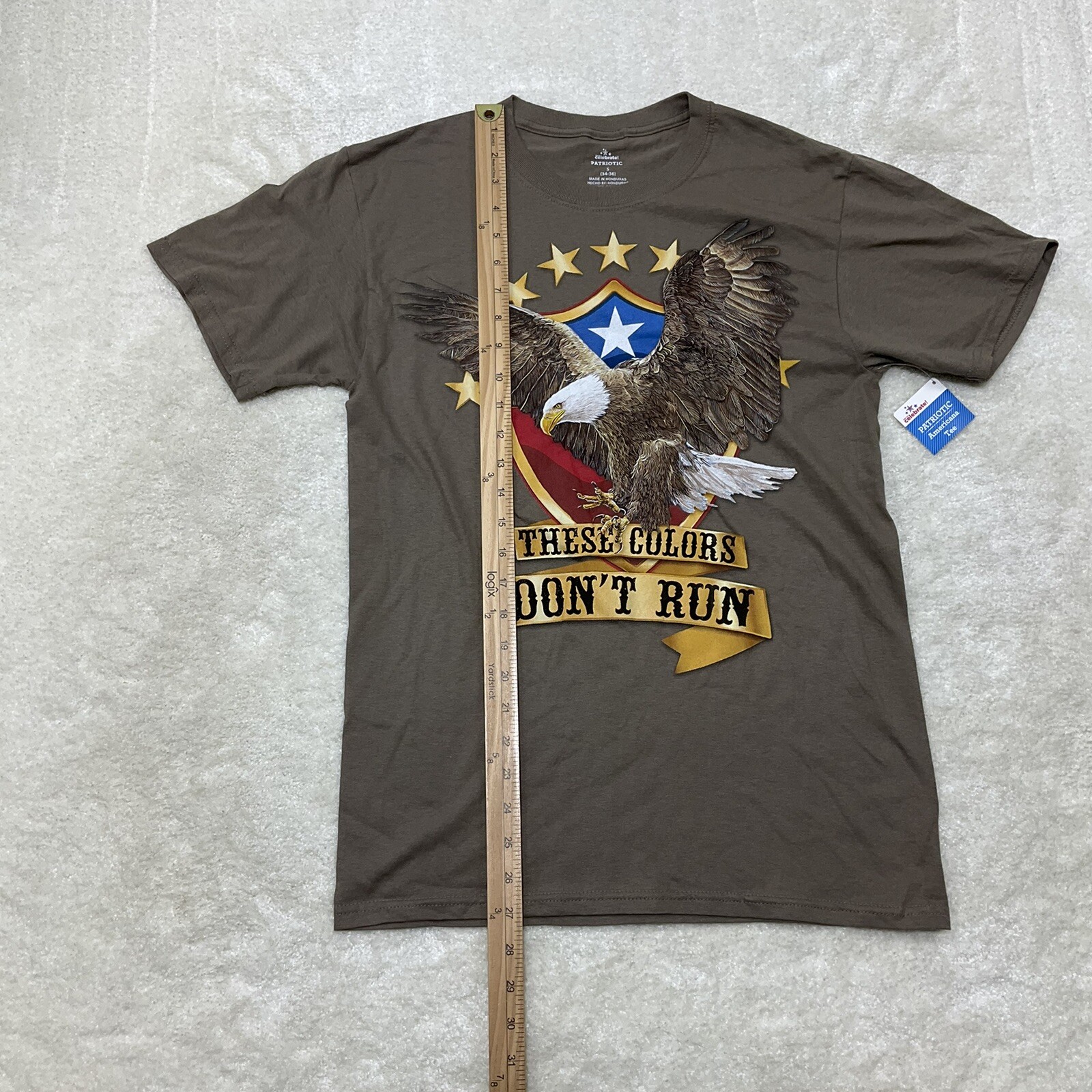 Way To Celebrate Patriotic Mens Size S 34-36 These Colors Dont Run T-Shirt Brown gallery
