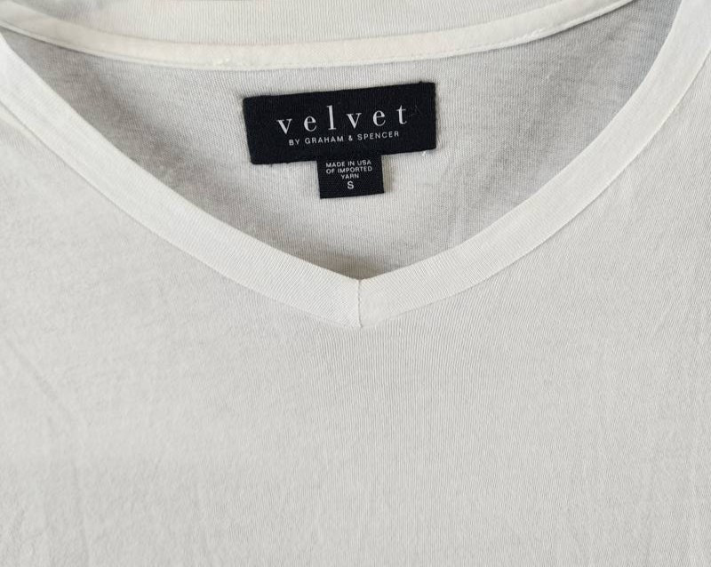 Velvet by Graham and Spencer Samsen T-Shirt Men S White V-Neck Pullover S/S gallery