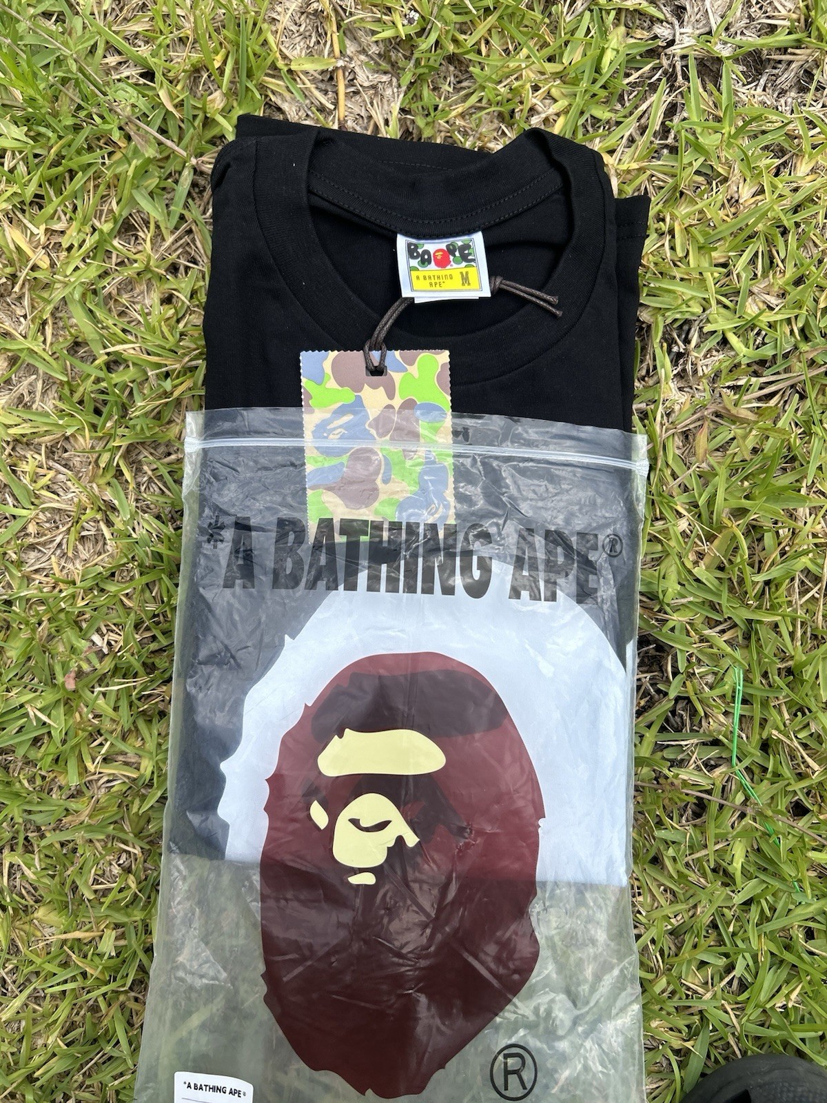 A Bathing Ape BAPE Ape Head Logo Graphic Tee Men's M Black/White Crew Neck gallery