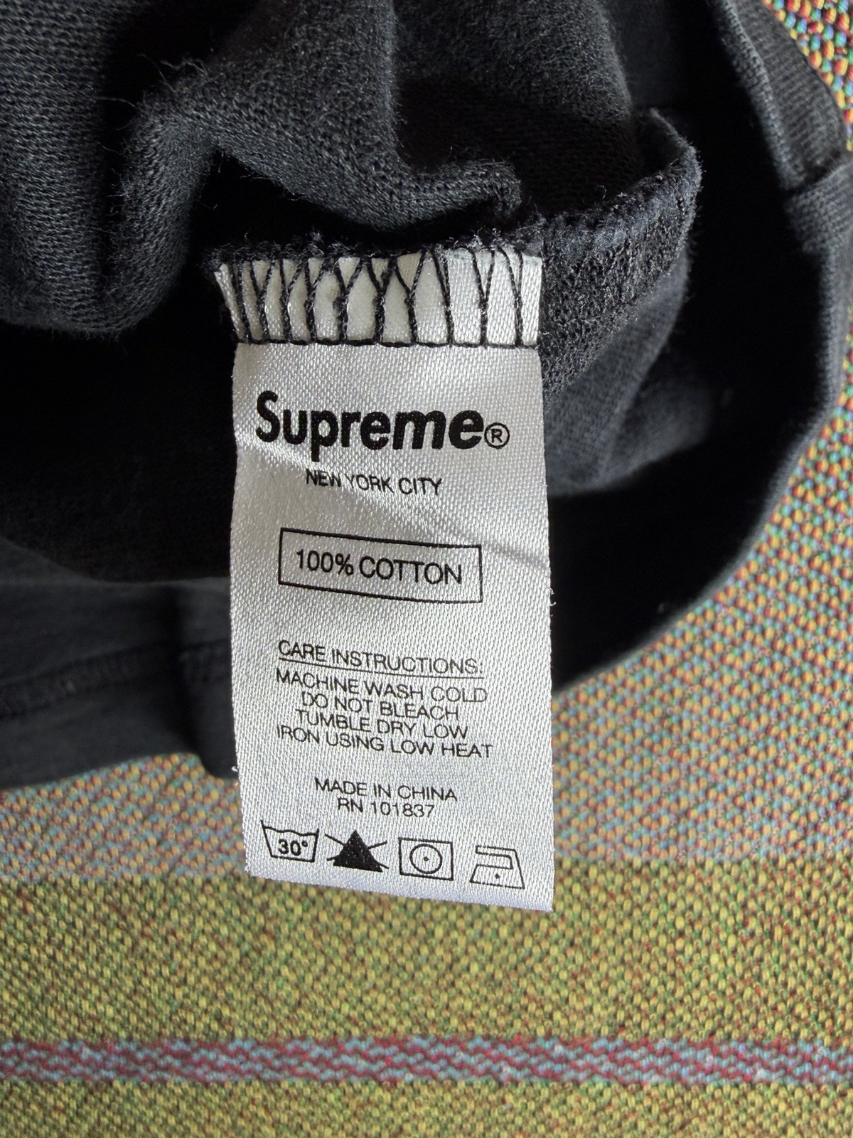 Rare SUPREME FW20 2020 Shoulder Arc Spell Out T Shirt Streetwear Black Large Fad gallery