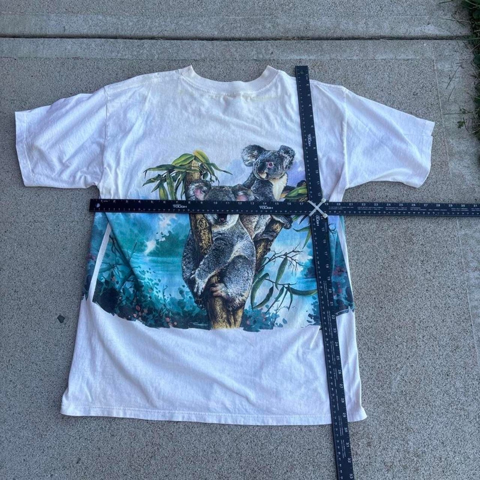 Vintage 90s white koala bear wraparound animal nature t-shirt sz large gallery