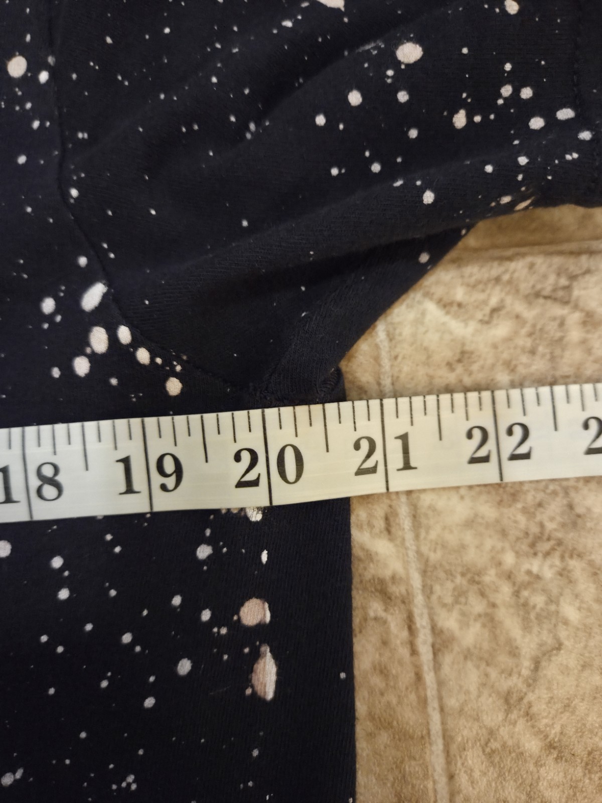 Nike Men's Graphic Print Size Medium (M) Black T-Shirt Paint Splatter gallery