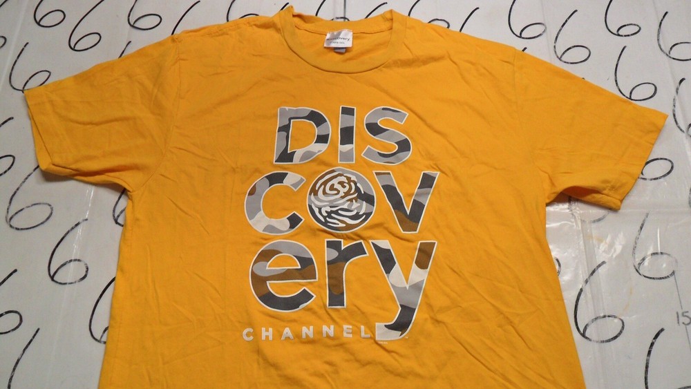 Large Discovery Channel 2015 Shirt