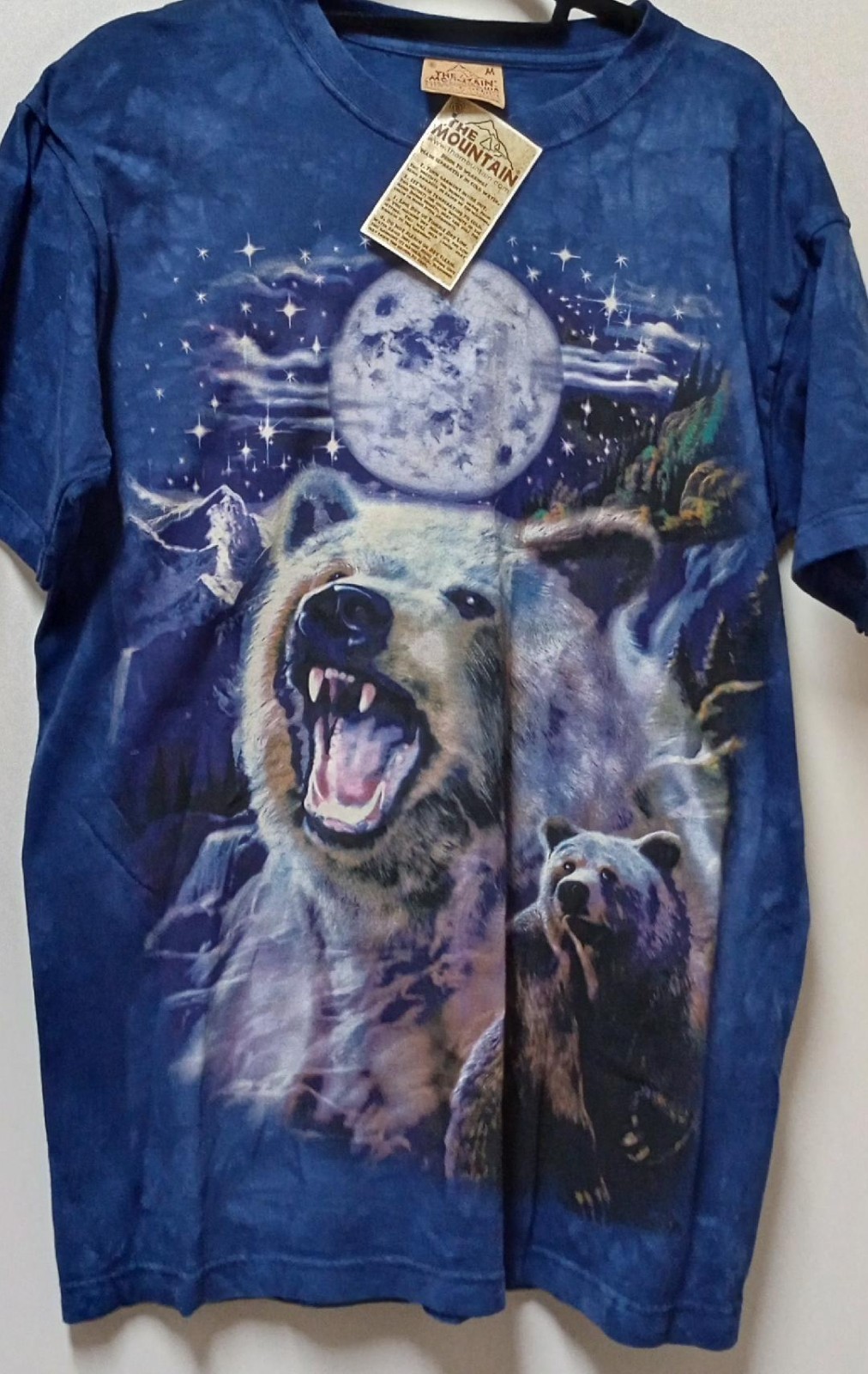 The Mountain Vintage Meiklejohn Polar Bear/Moon Adult T-shirt (Circa 2000’s)