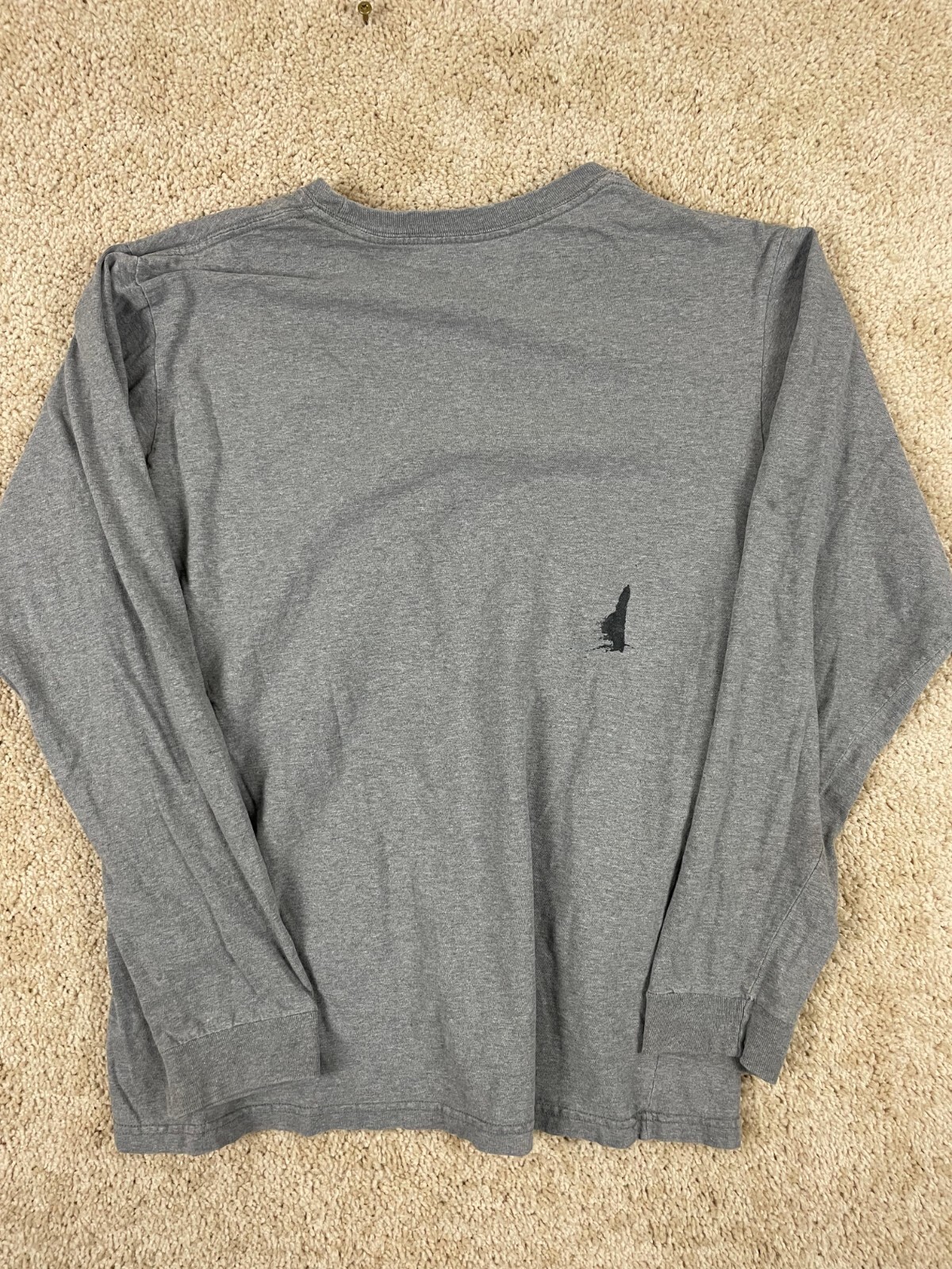 Patagonia T-Shirt Mens Size 40 Regular Fit Crew Neck Cuff Long Sleeve Logo Gray gallery