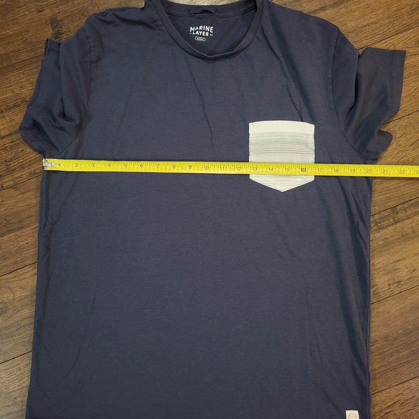 Marine Layer Signature Printed Pocket Tee Shirt Mens Marge M/L Indigo Navy Blue gallery