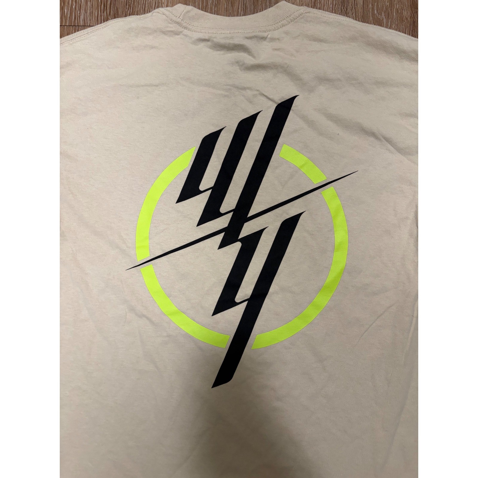 The Thread Shop Mens Tour Graphic Long Sleeve T-Shirt Beige Neon Large L gallery