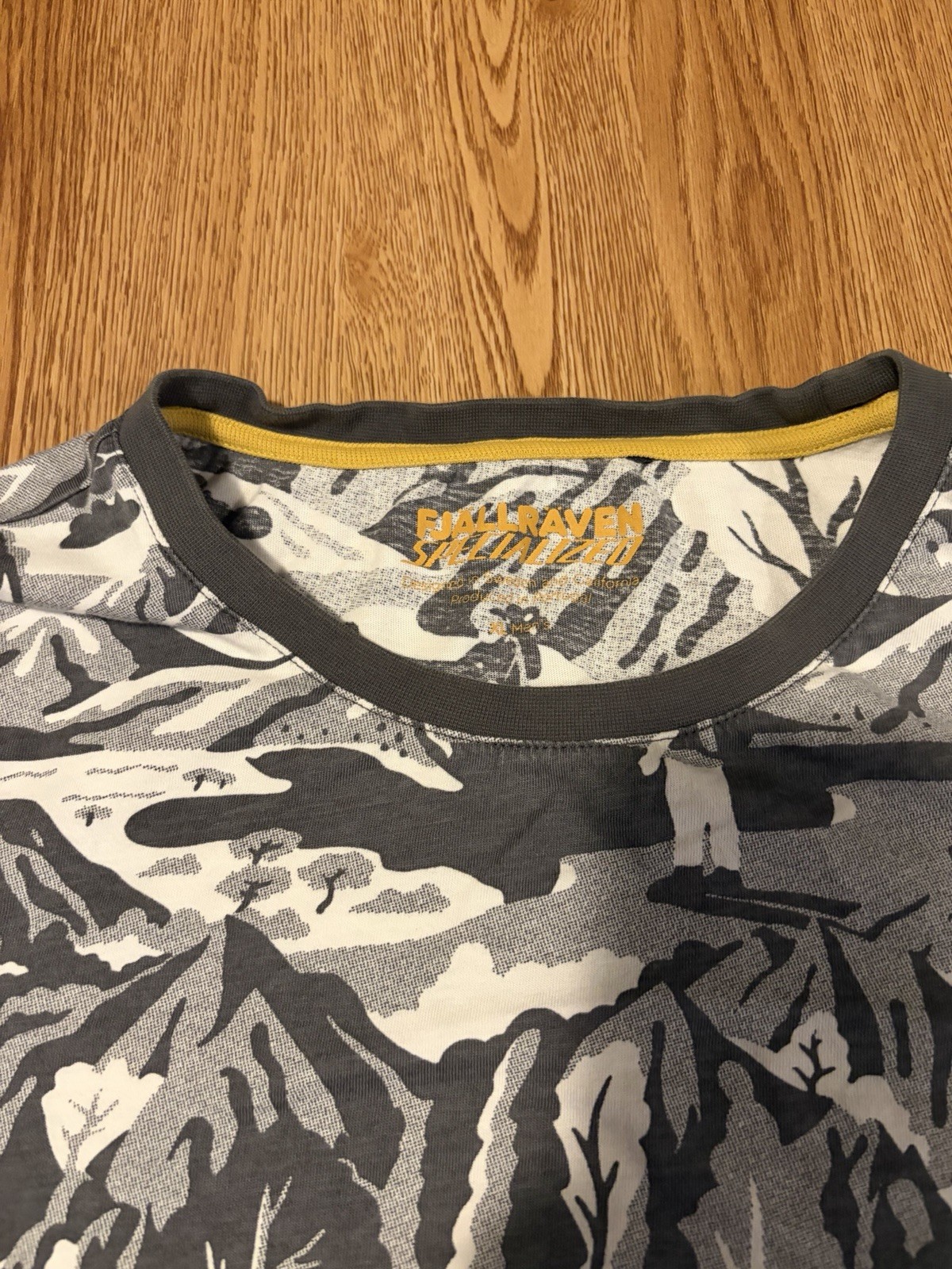 Specialized Fjallraven Long Sleeve T-Shirt Size XL Grey/ White gallery