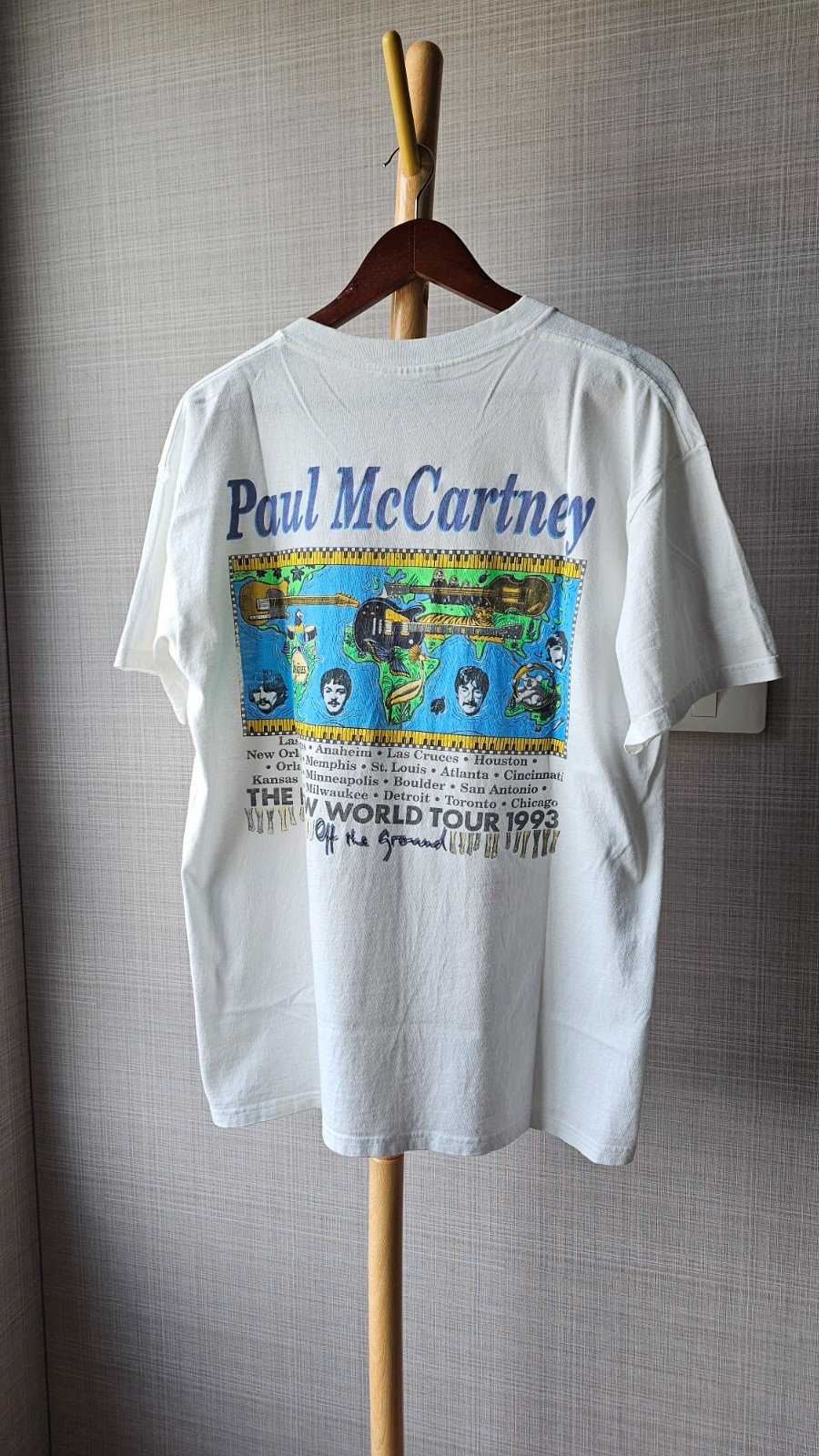 Vintage 1993 Paul McCartney Tour T Shirt Rare The Beatles Back Print USA Made L gallery