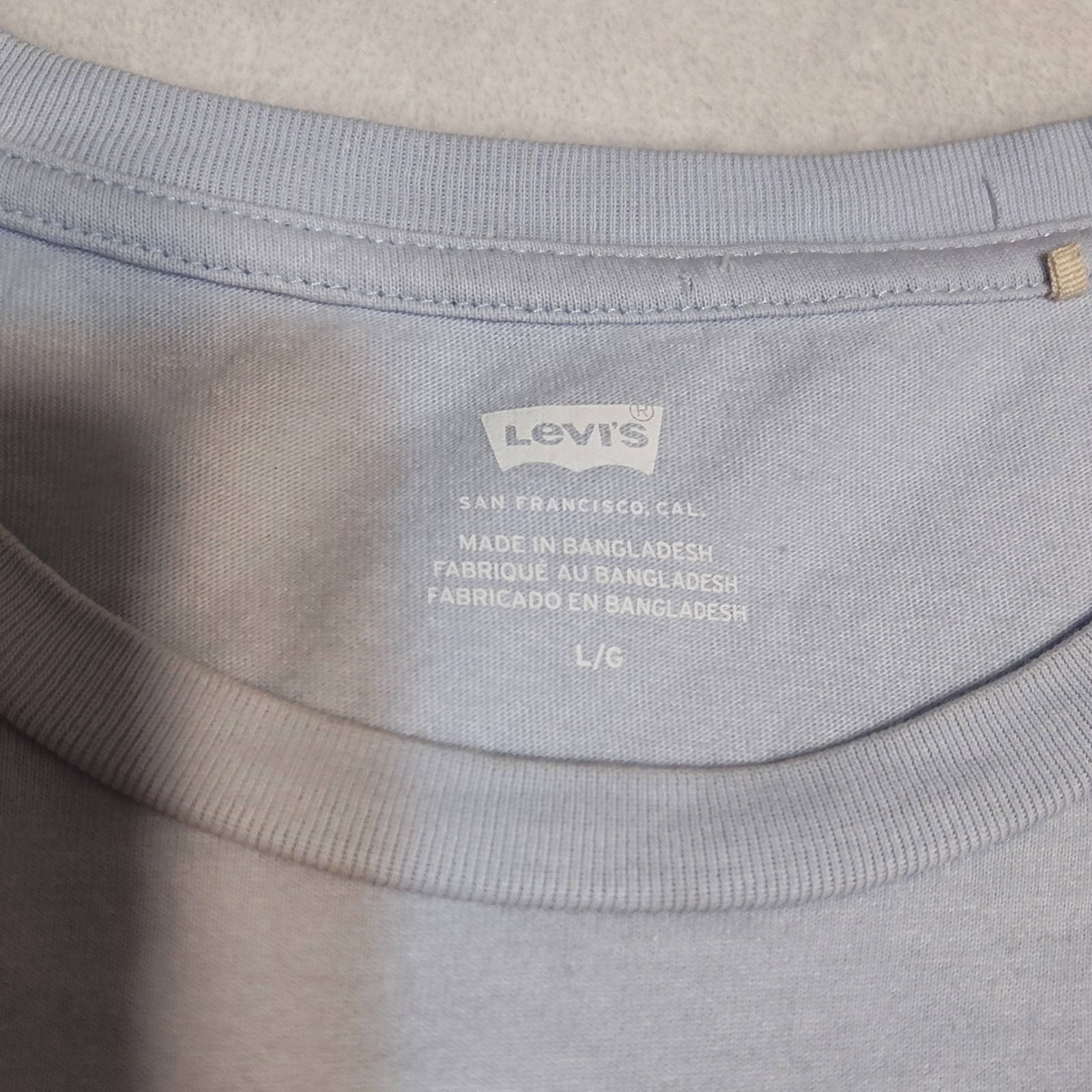 Levi's Men's Gray Graphic Logo Crew Neck Short Sleeve T-Shirt, Size L gallery