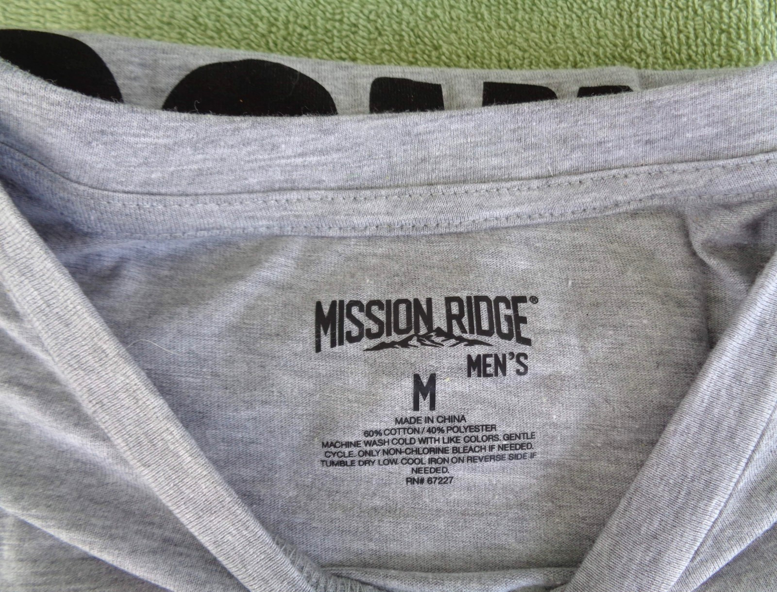 Mission Ridge Men's Halloween T-Shirt- I'm Spooky All Year Round- Size M- NEW gallery