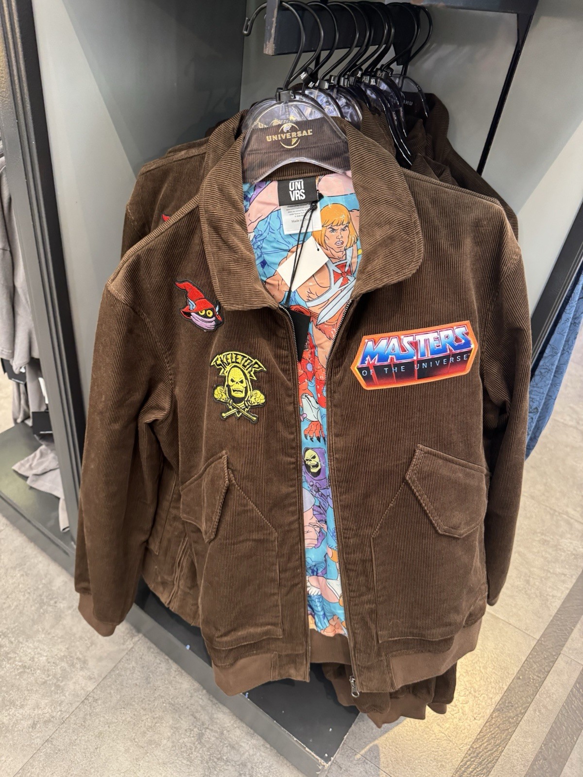 Universal Studios UNIVRS Masters Of The Universe Brown Jacket NWT gallery