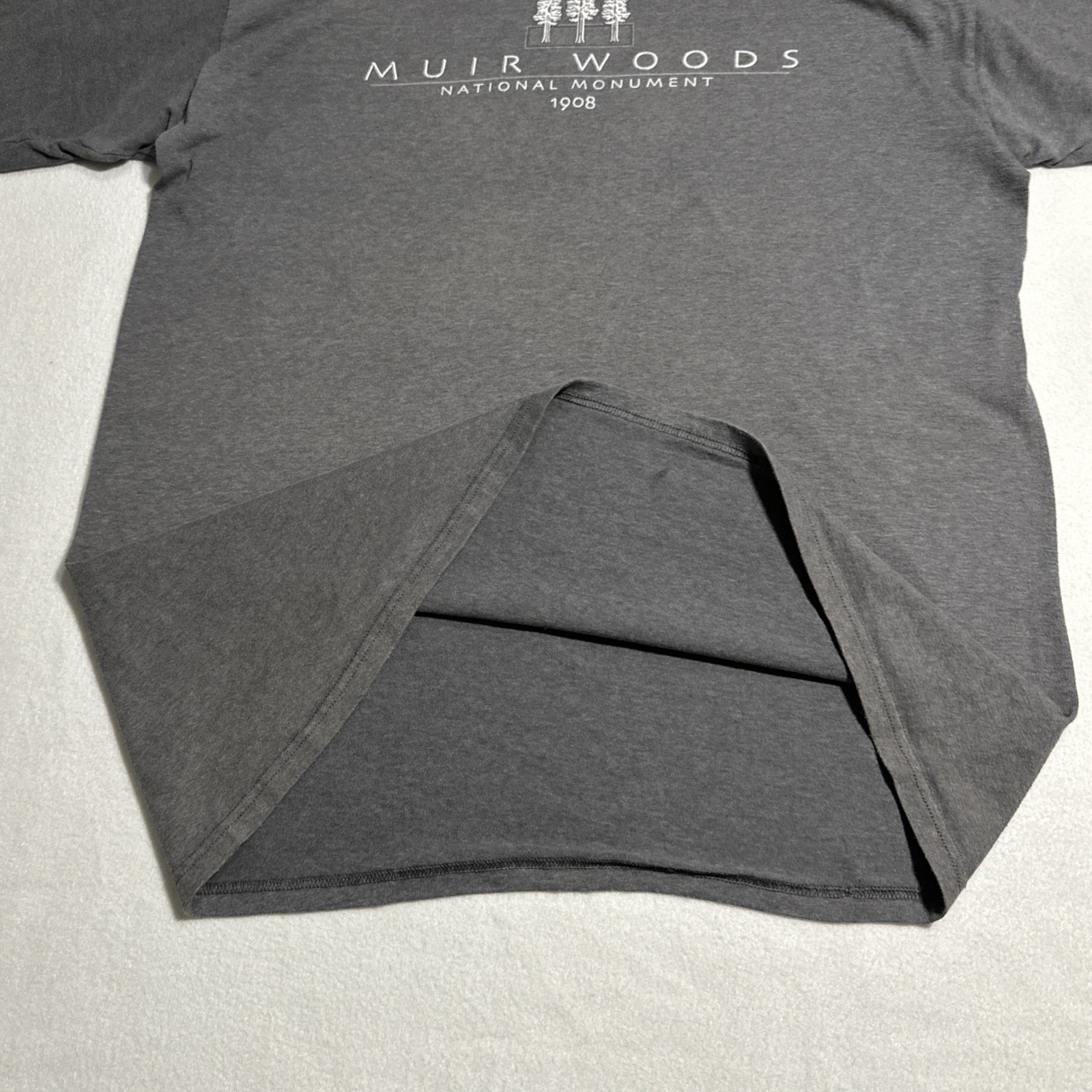 Eco Mountain Muir Woods National Monument Graphic Tee Mens XL Gray Made in USA gallery