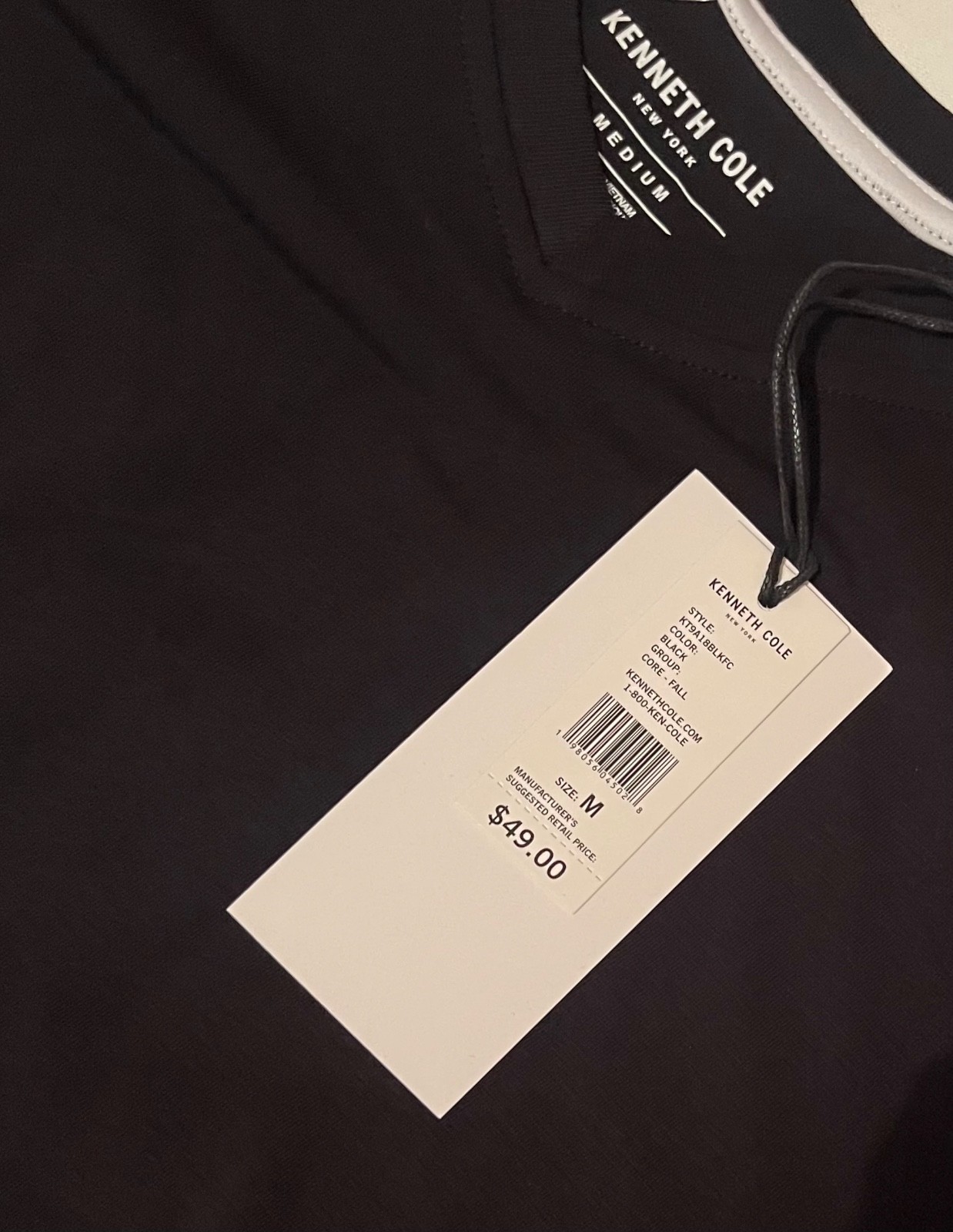 KENNETH COLE V-NECK BLACK UNWORN w/ TAGS SHORT SLEEVE- Size M ORIGINALLY $49 gallery