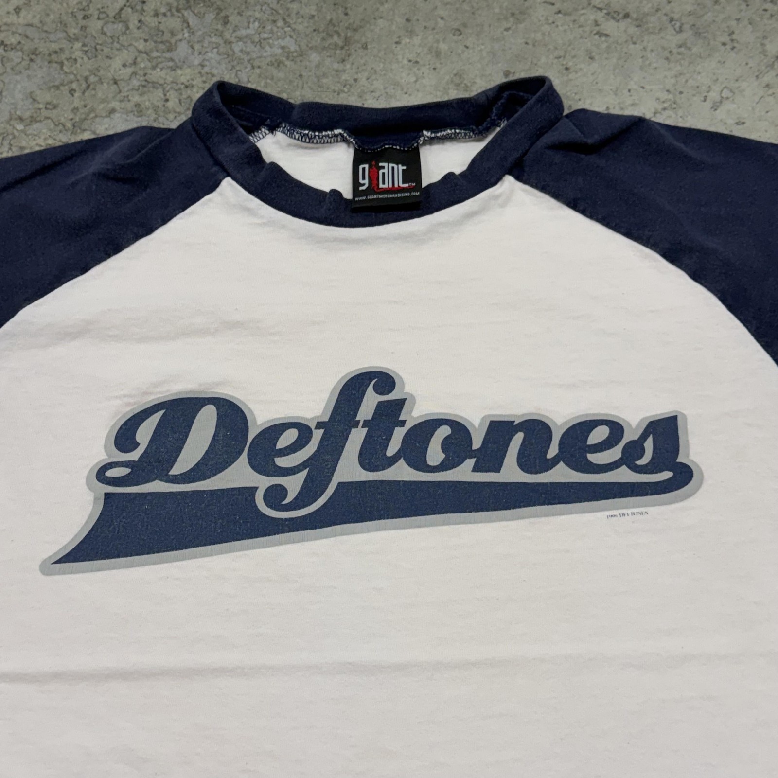 Vintage Deftones Shirt Mens Medium White Giant Ringer Raglan Band Tee 1999 gallery