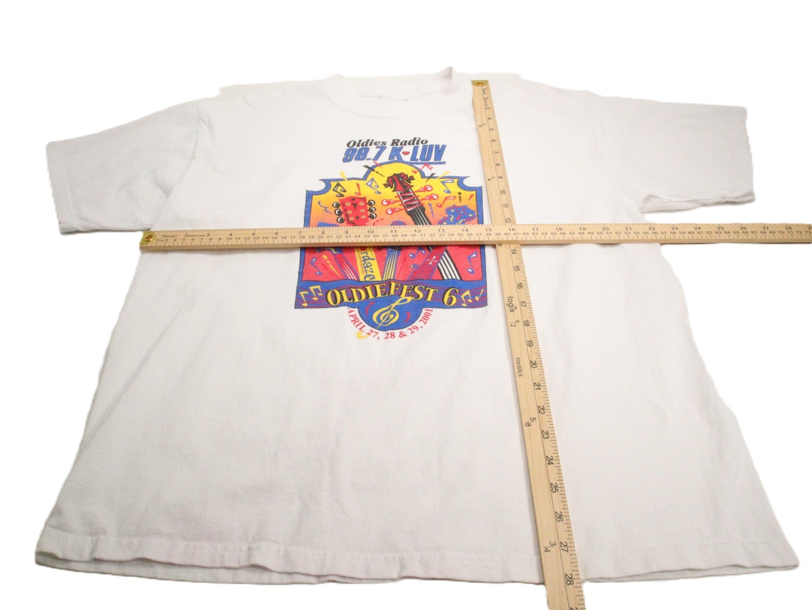 Vintage Gildan Oldies Radio 98.7 K-LUV Oldiefest 6 April 2001 T-Shirt XL T0290 gallery