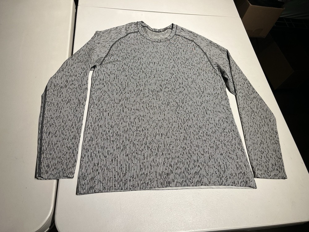 Lululemon Shirt Men’s Medium Gray Metal Vent Long Sleeve Casual
