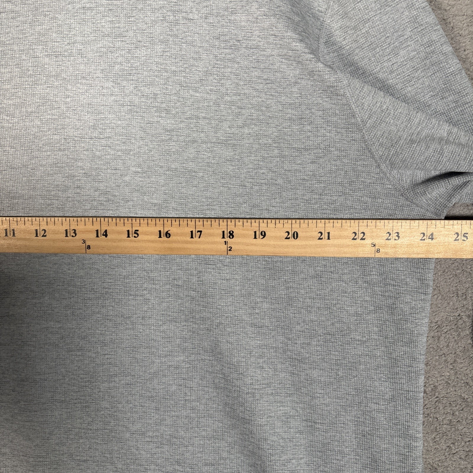 Outerknown H2OK Tee Shirt Mens Size 2XL Gray Waffle Textured Long Sleeve UPF 30+ gallery