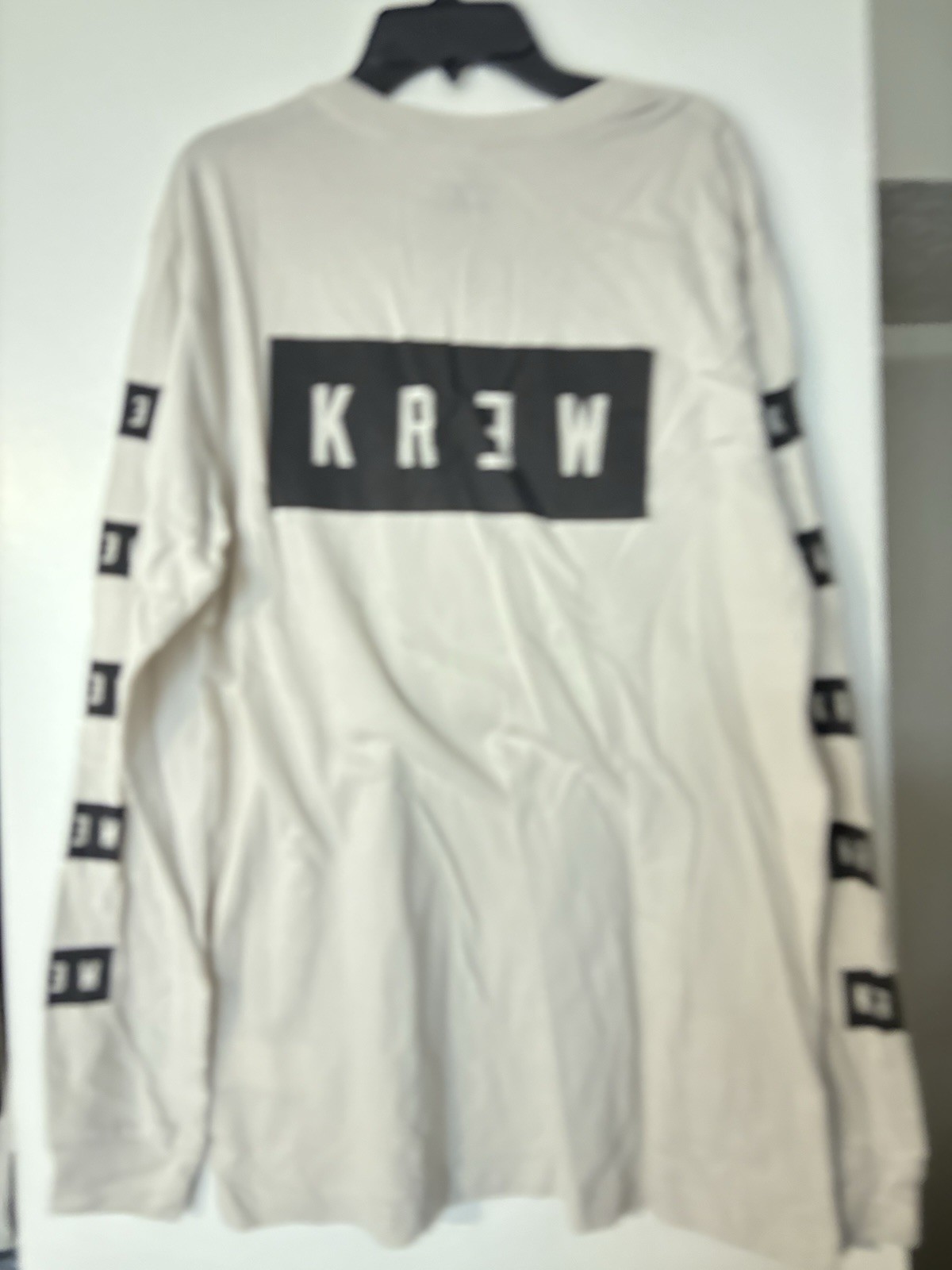 KREW Long Sleeve Shirt Men’s Medium Beige Streetwear Skate LA KR3W gallery