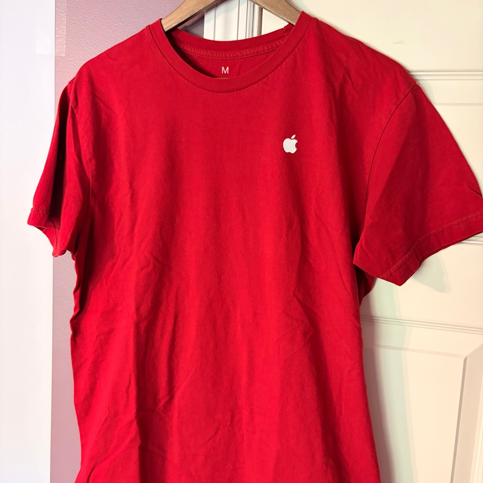 Apple Logo T-Shirt Size M Minimalist Red Tech Employee Promo Short Sleeve Tee gallery