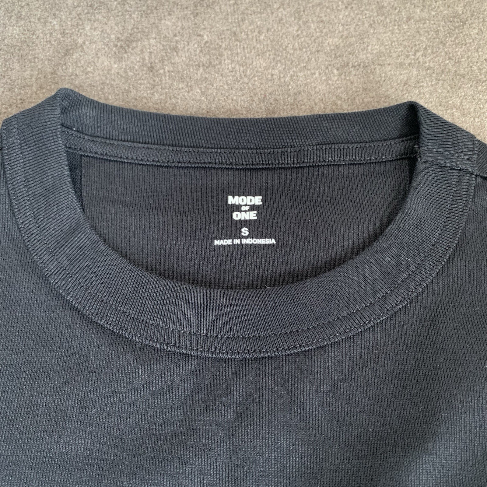 Mode of One Men's Size Small Mixed Relaxed-Fit French Terry Zip Pocket T-Shirt gallery