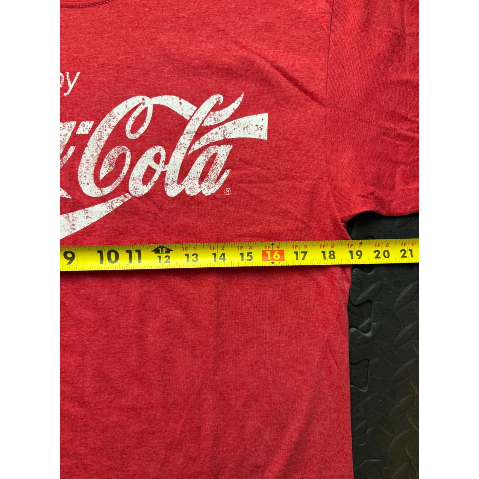 Coca-Cola Mens Graphic T-Shirt Red Heather Distressed Logo 20321 Size Medium NEW gallery