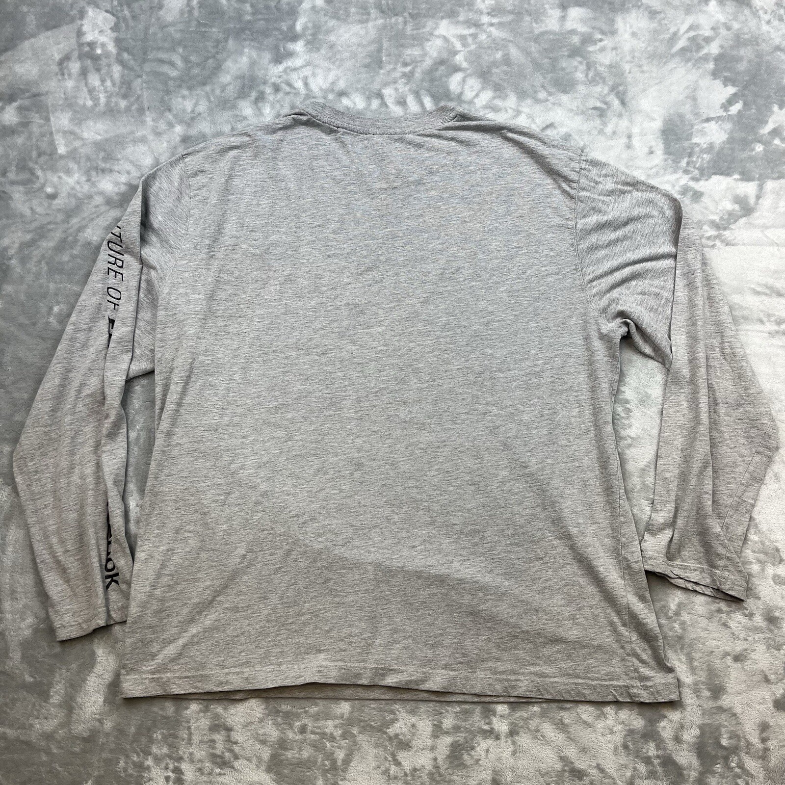 Reebok Long Sleeve Shirt Mens Size 2XL Gray The Future of Fitness Activewear gallery