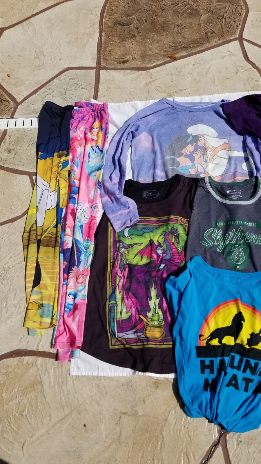 Womens Disney T Shirt 12 Lot Medium Sleeping Beauty Aladdin Princess w/ Leggings gallery