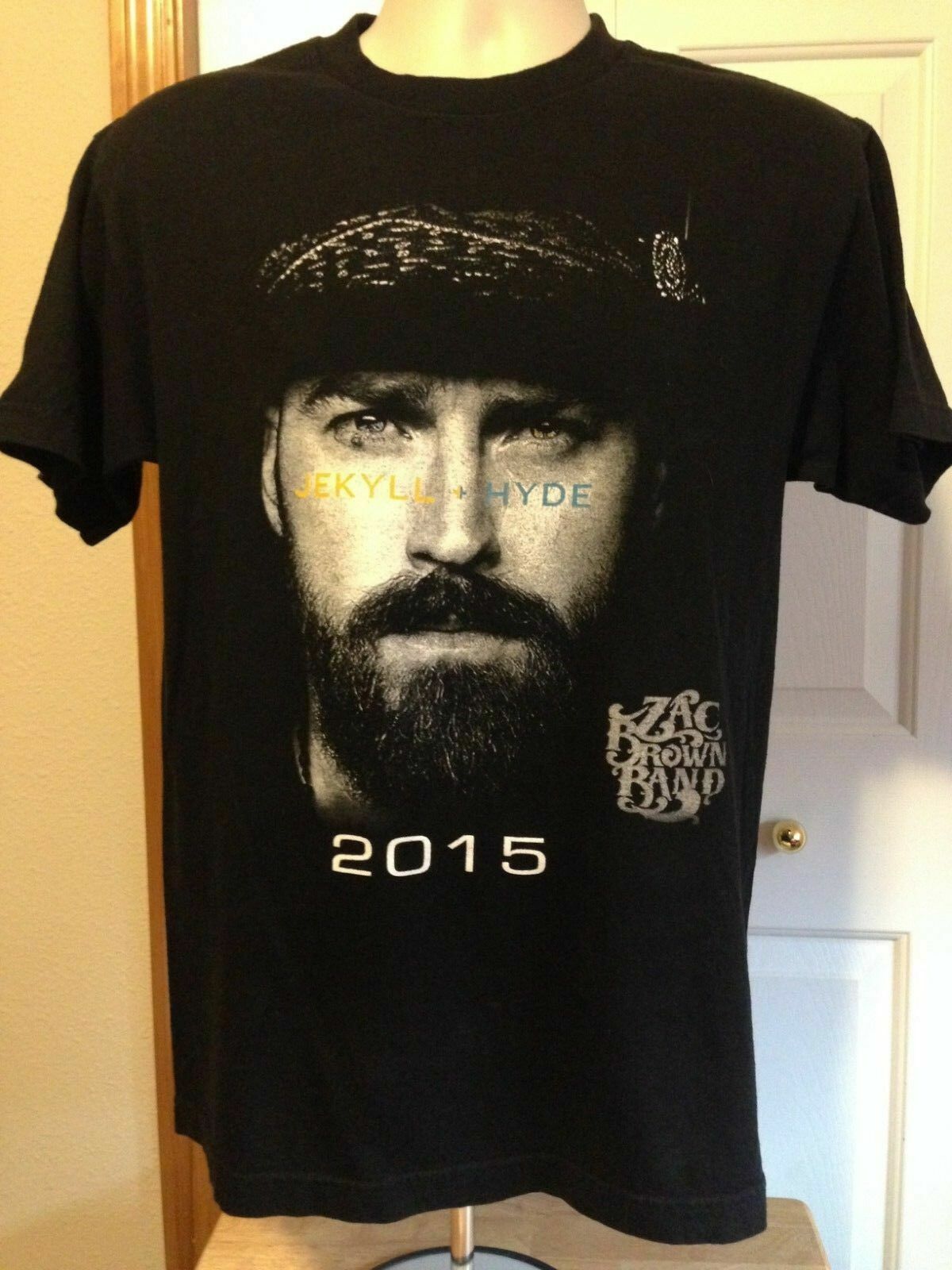 2015 ZACK BROWN BANK - JEKYLL & HYDE TOUR VINTAGE T SHIRT MEDIUM gallery
