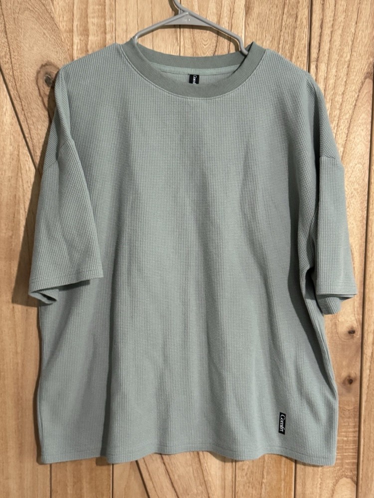 Comfrt oversized sage green waffle knit lounge tee Men’s Size Large