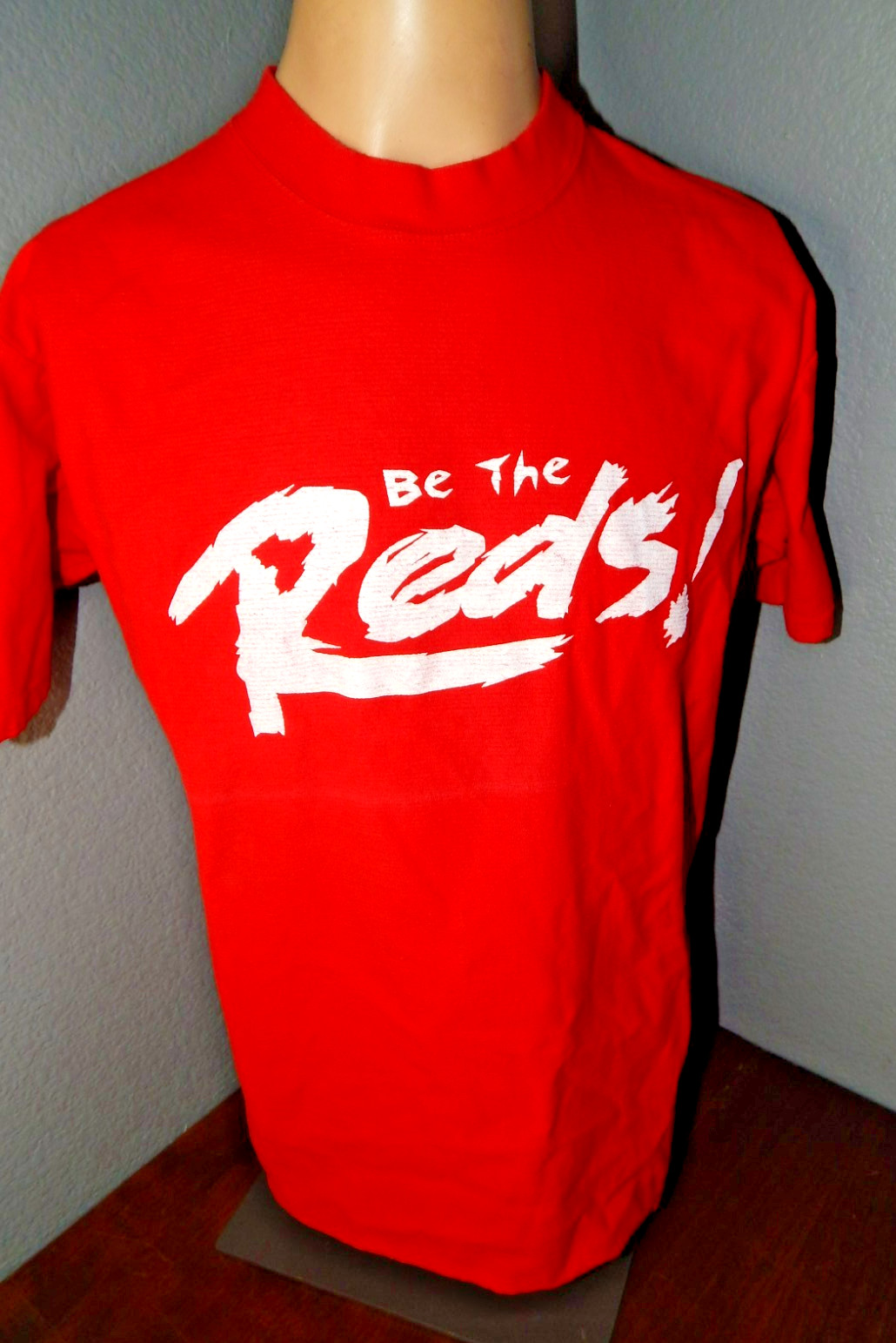 vtg Be the Reds Men's Size L 2002 South Korea World Cup soccer t shirt ONEITA gallery