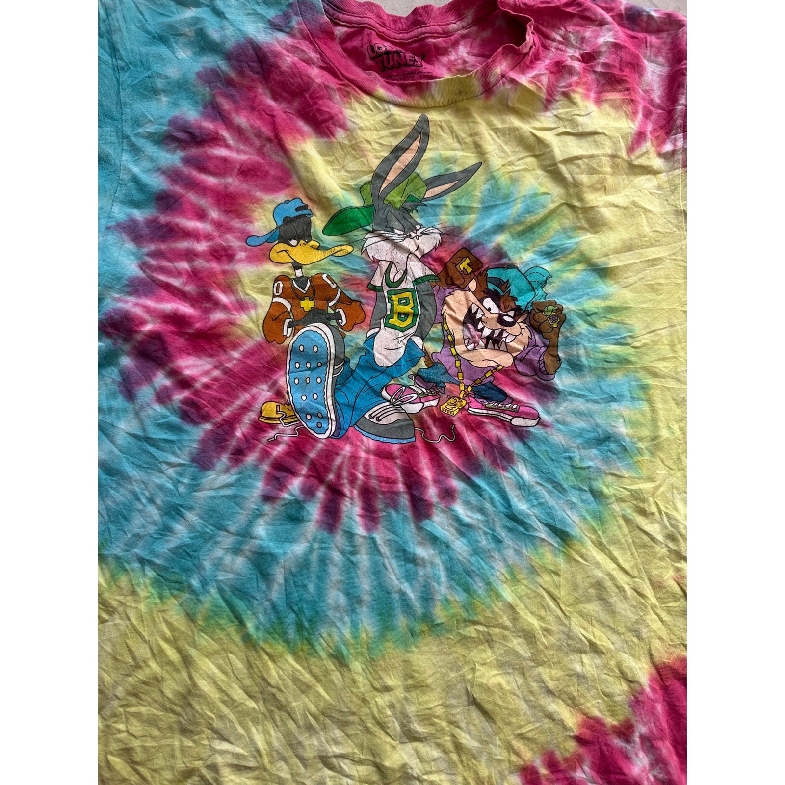 Looney Tunes 90s Hip Hop Dye T-Shirt - Size Medium gallery