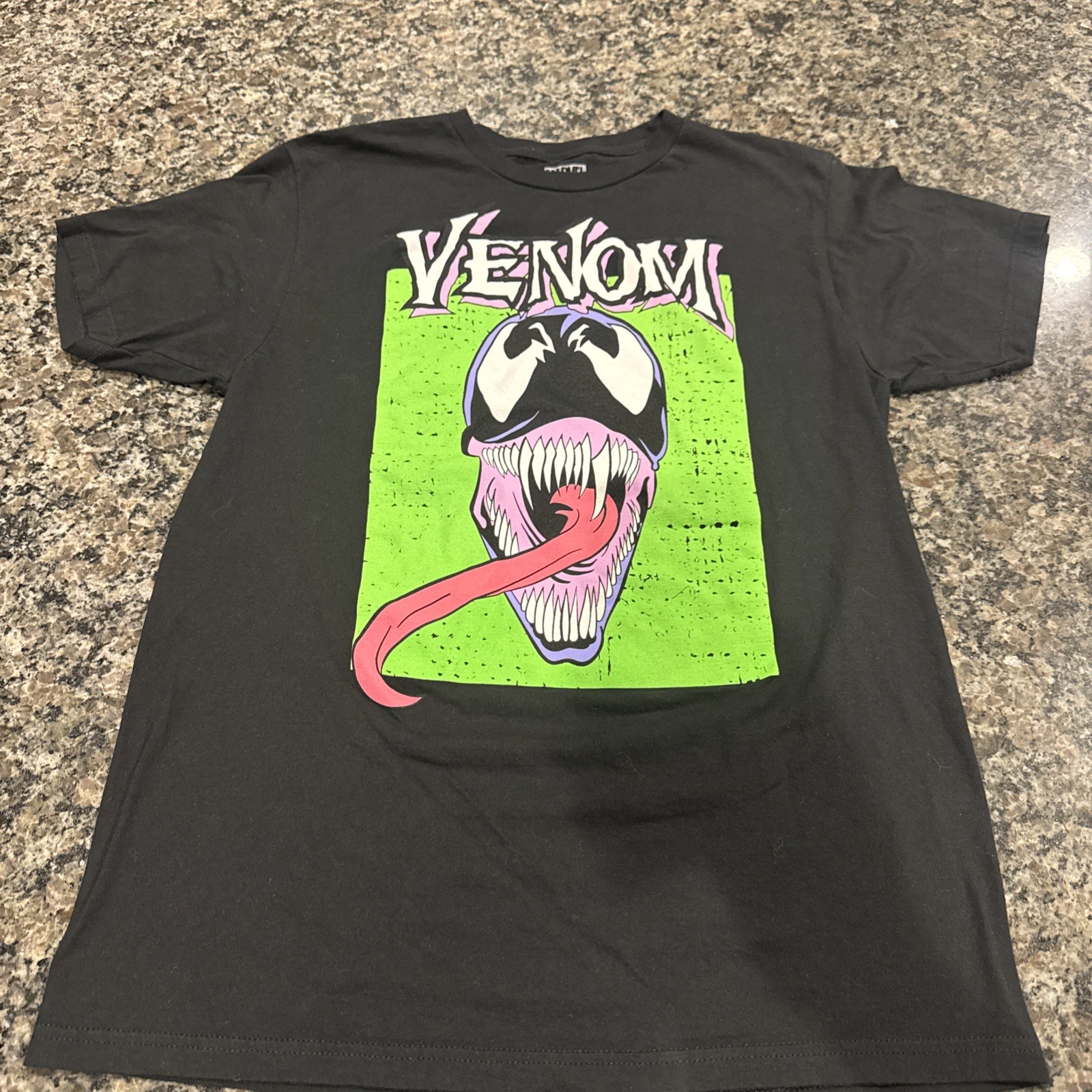 Venom Marvel Black Graphic T-Shirt Tee Men's Size Medium gallery