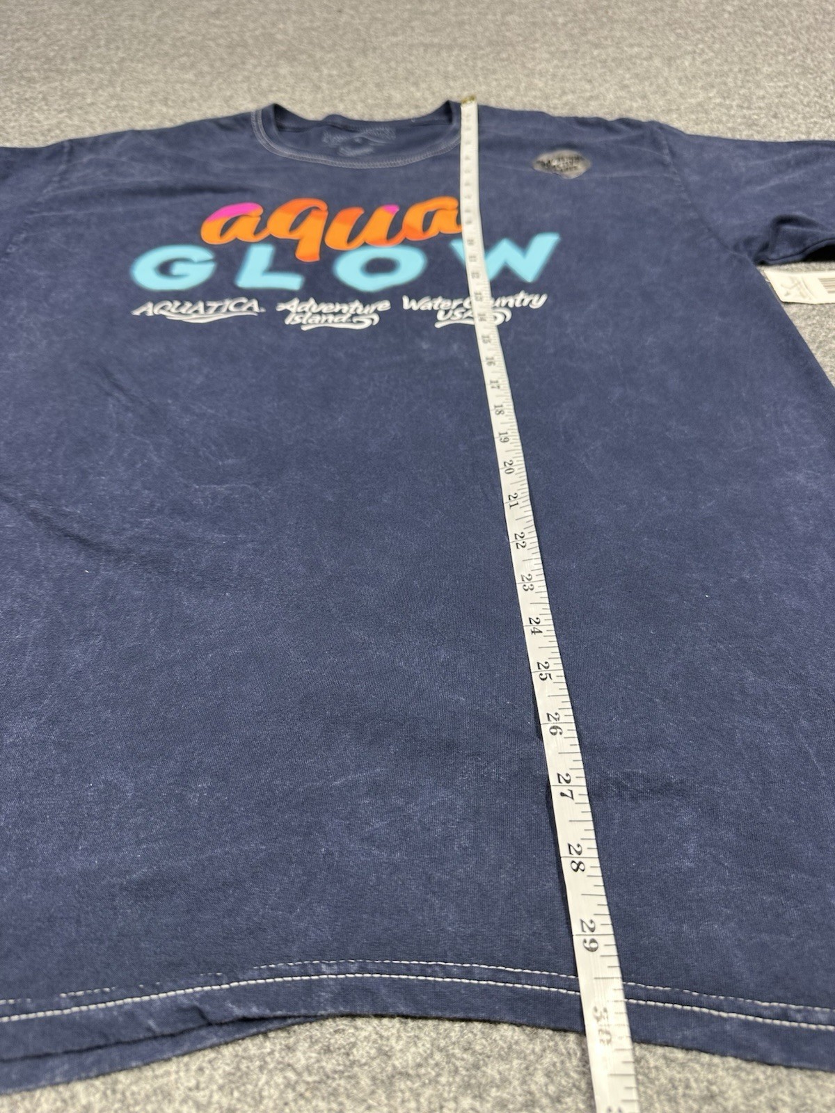SeaWorld Aquatica Aqua Glow Shirt XL Blue Short Sleeve Cotton NEW gallery
