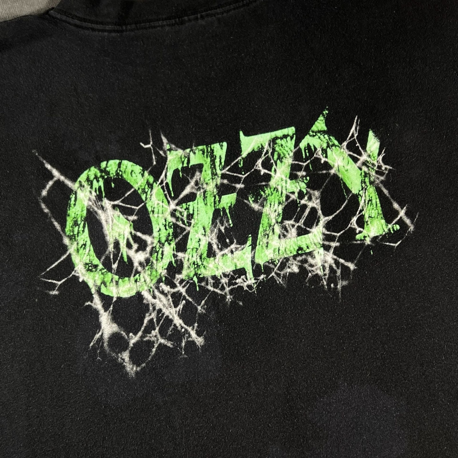 Vintage 1998 Ozzy Osbourne Glow in the Dark Spiderweb Faded Black T-Shirt gallery