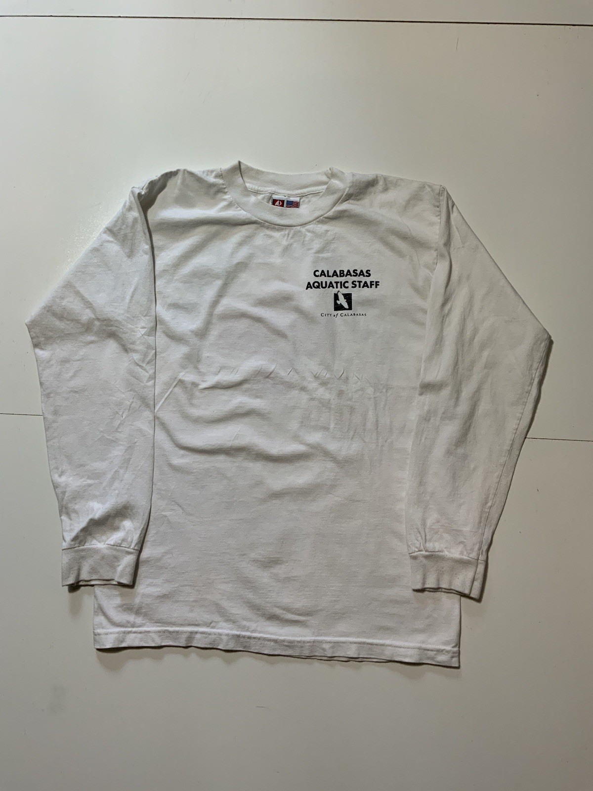 Calabasas Aquatic Staff City Lifeguard Swimming White Graphic L/S T-Shirt Sz. M gallery