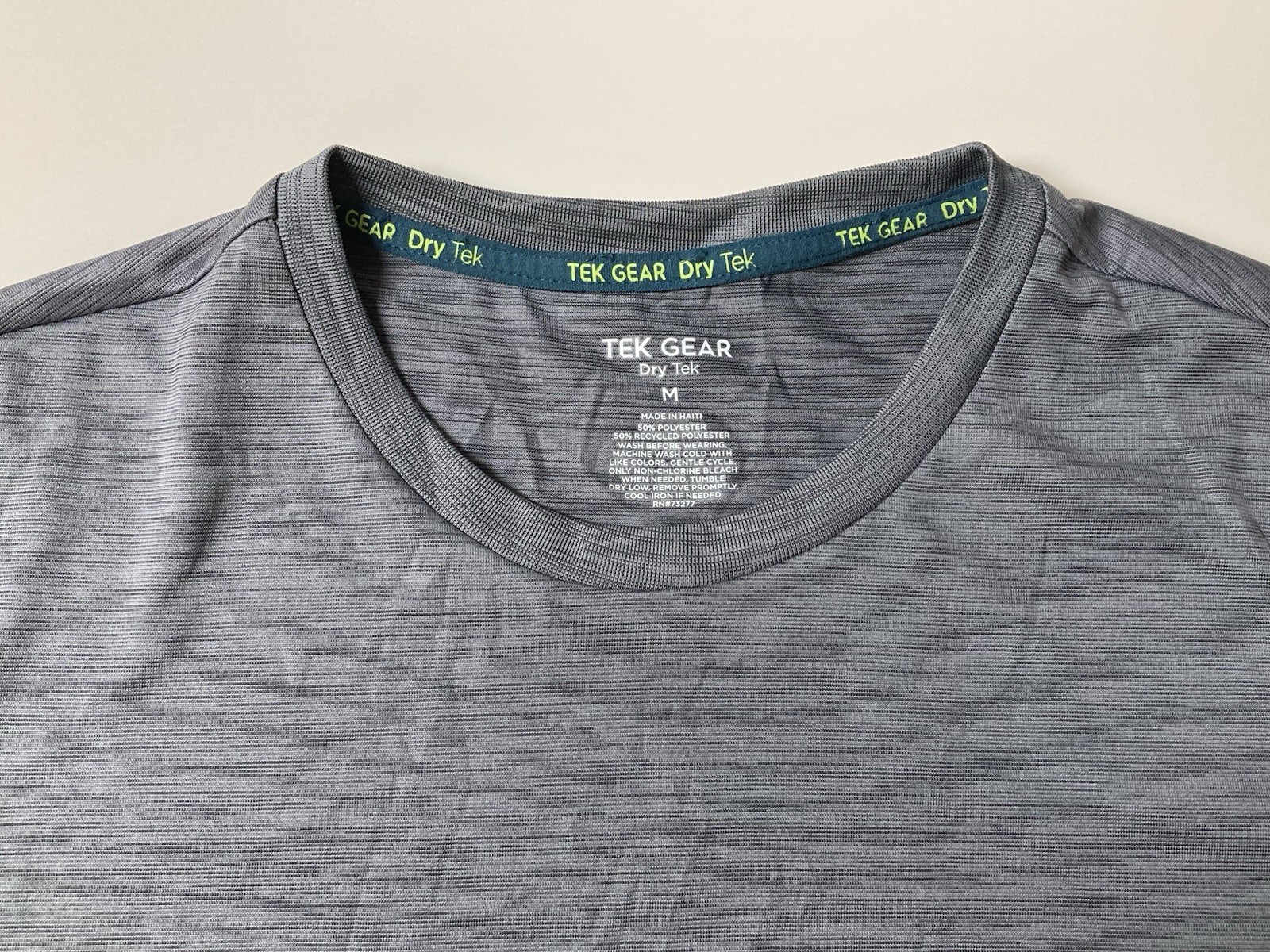 Men's T-Shirts Tek Gear Dry Tek Size M Lot of 2 Short Sleeve Tee Shirts MB+G gallery