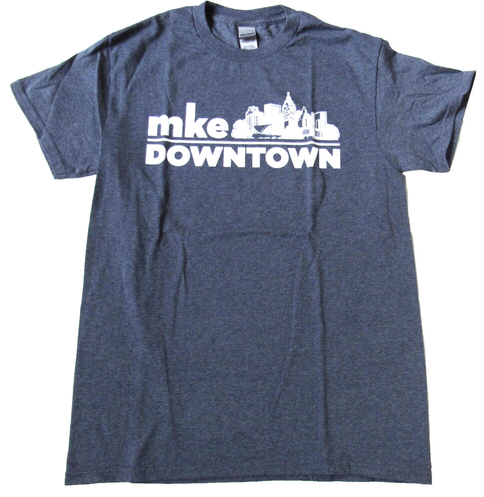 Gildan Tee MKE Downtown Milwaukee Navy Blue Skyline T-Shirt Men’s Unisex S Small