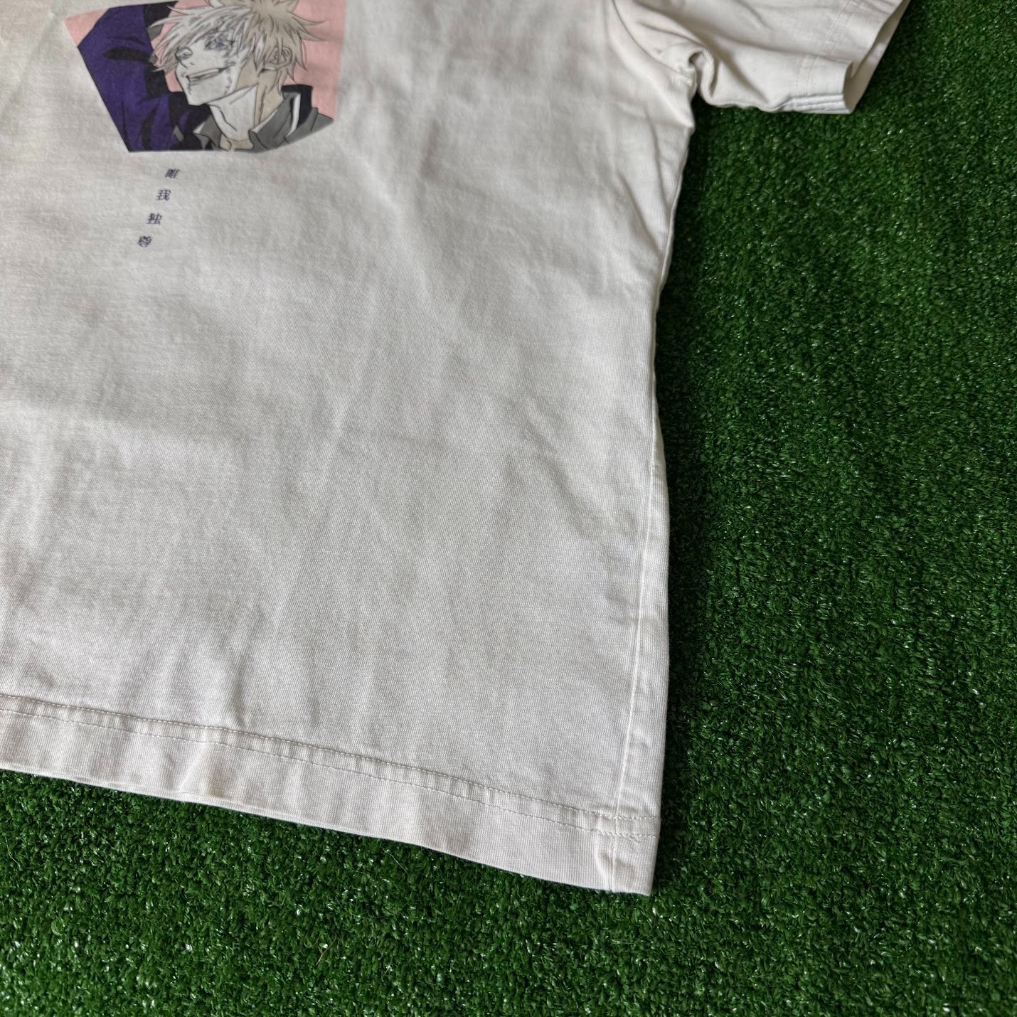 Uniqlo UT Jujutsu Kaisen Season 2 Japanese Anime T-Shirt Short Sleeve Size S gallery