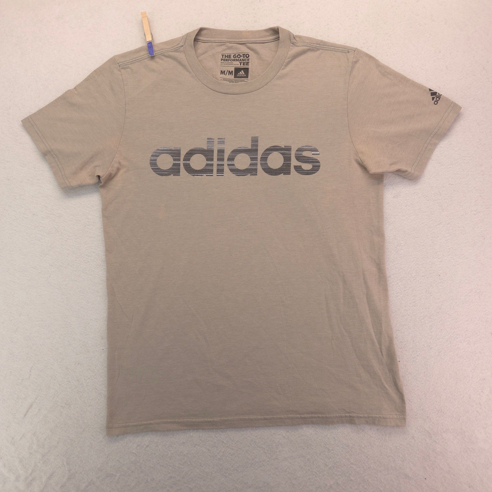Adidas Casual Crew Neck Short Sleeve Graphic T Shirt Mens Size Medium M Tan gallery