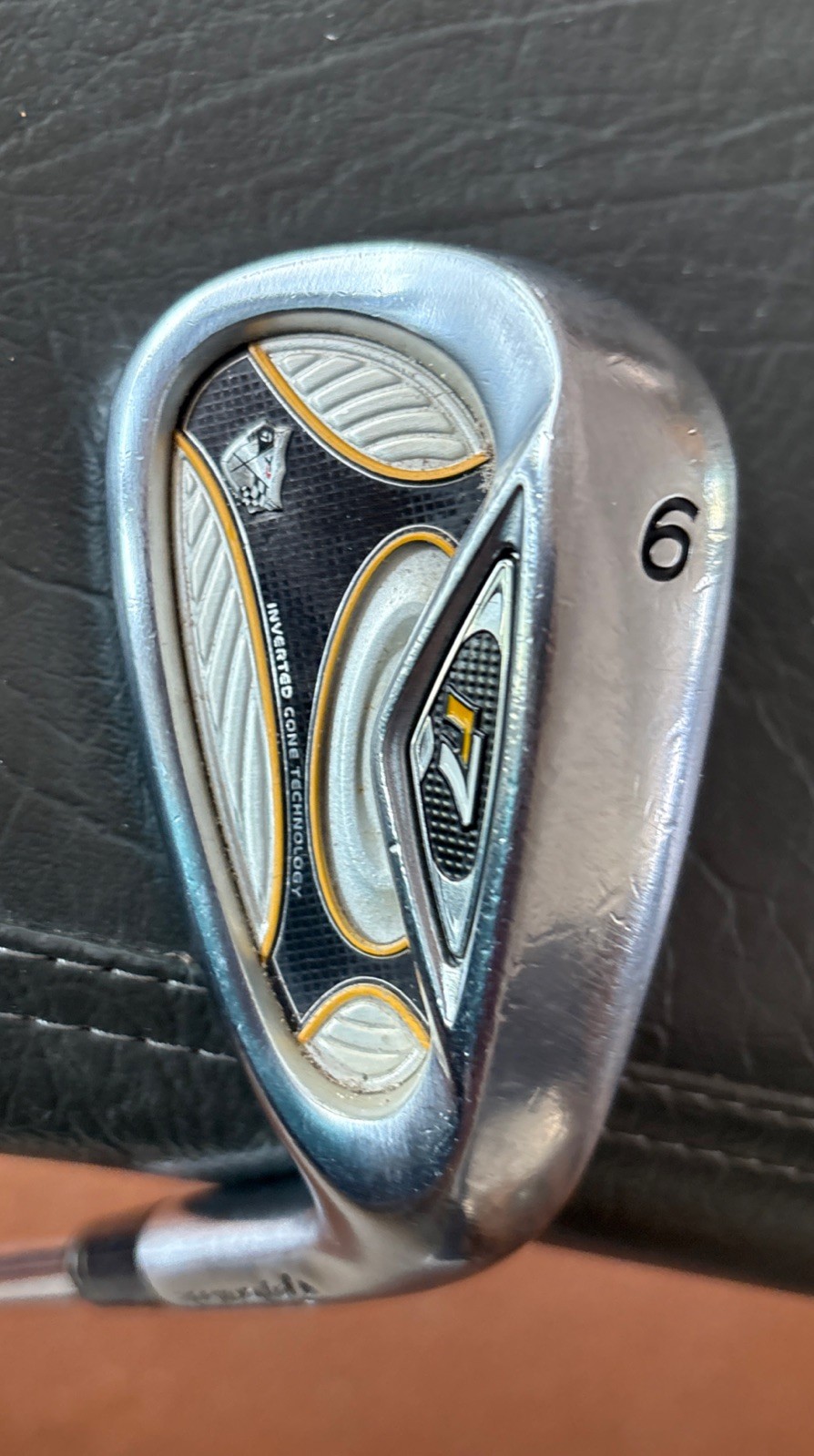 TAYLORMADE r7 9 Iron. 36”.DYNAMIC GOLD S300 Stiff Steel. Golf Pride Mid-Size CP2