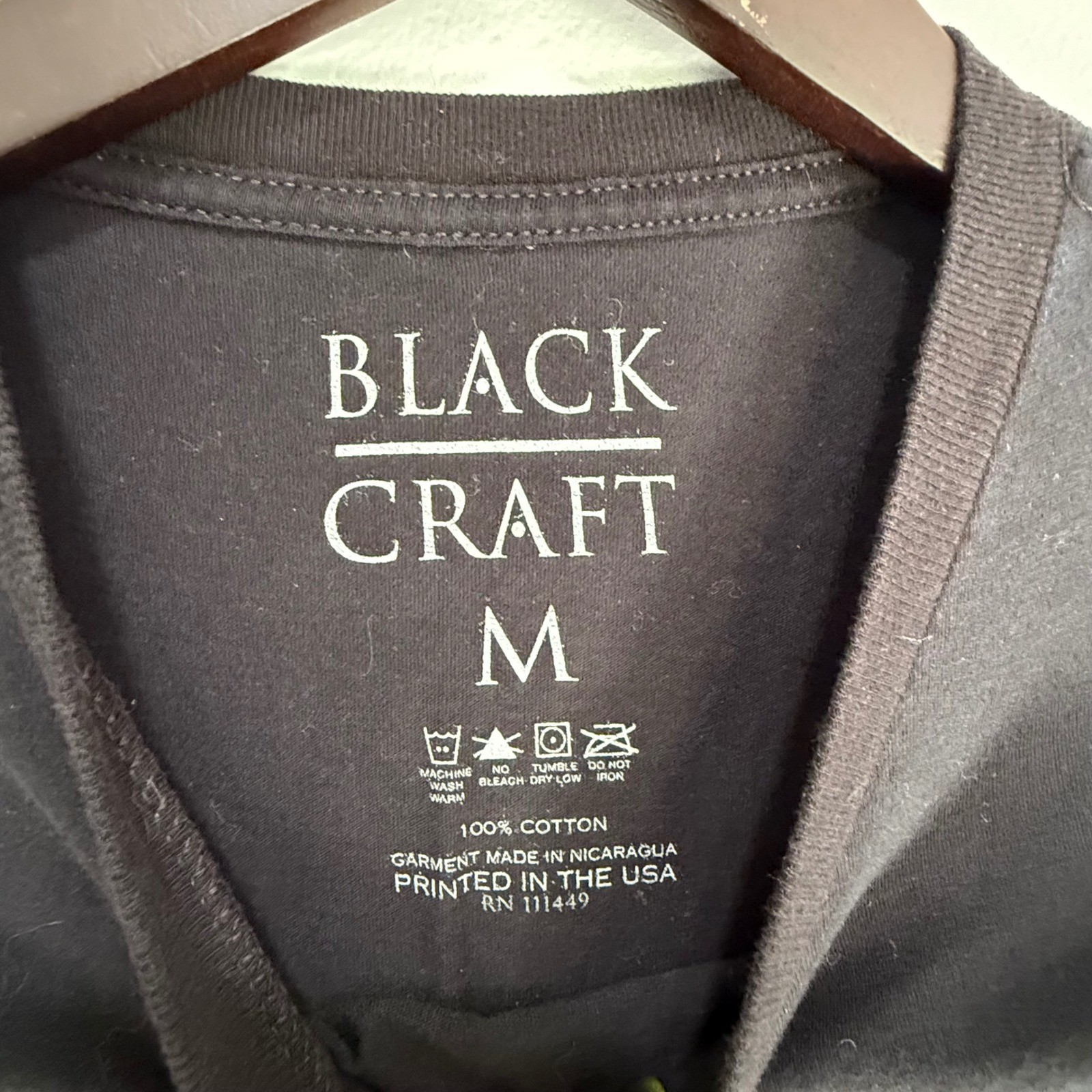 Black Craft Cult Black and The Brave Skull Graphic T-Shirt Medium Cotton gallery