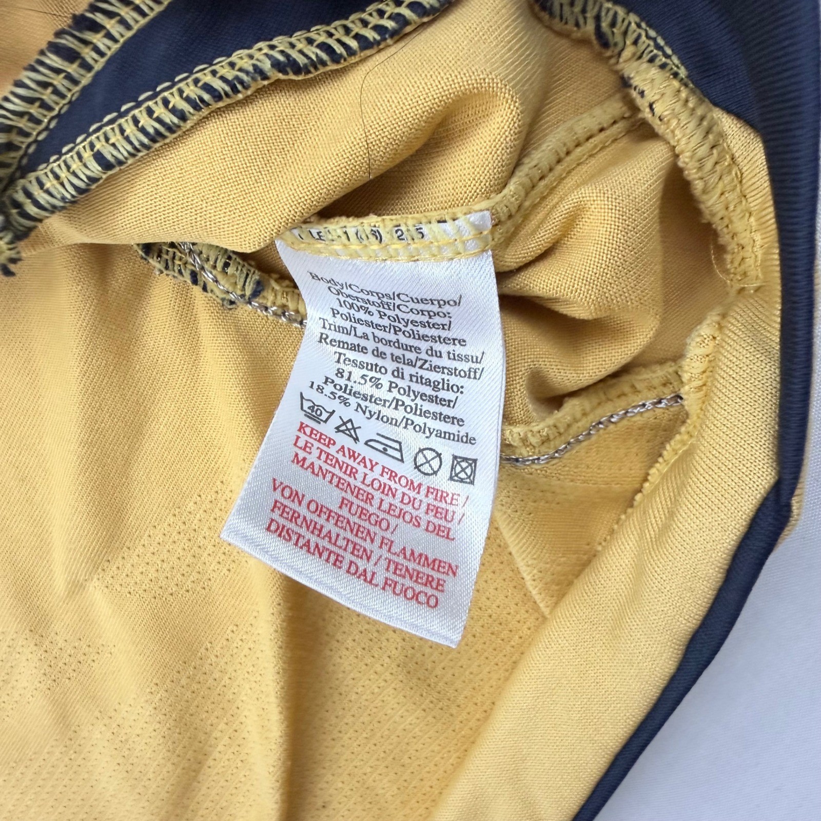 Umbro Everton Soccer Jersey Mens Small Yellow 2010-11 Away Chang Sponsor Kit gallery